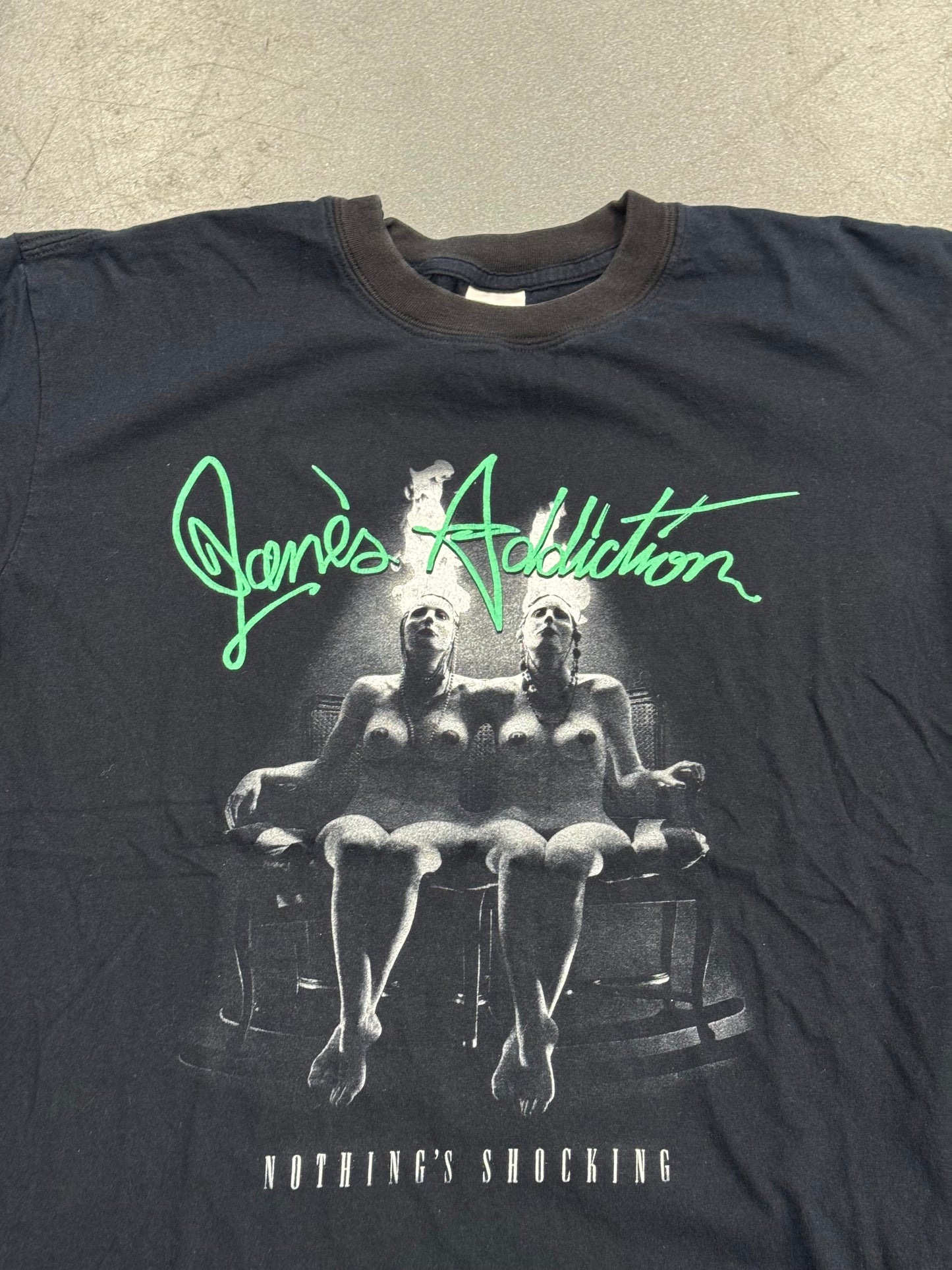 90S JANE'S ADDICTION "NOTHING'S SHOCKING" EUROPEAN BOOTLEG TEE (BG TAG)