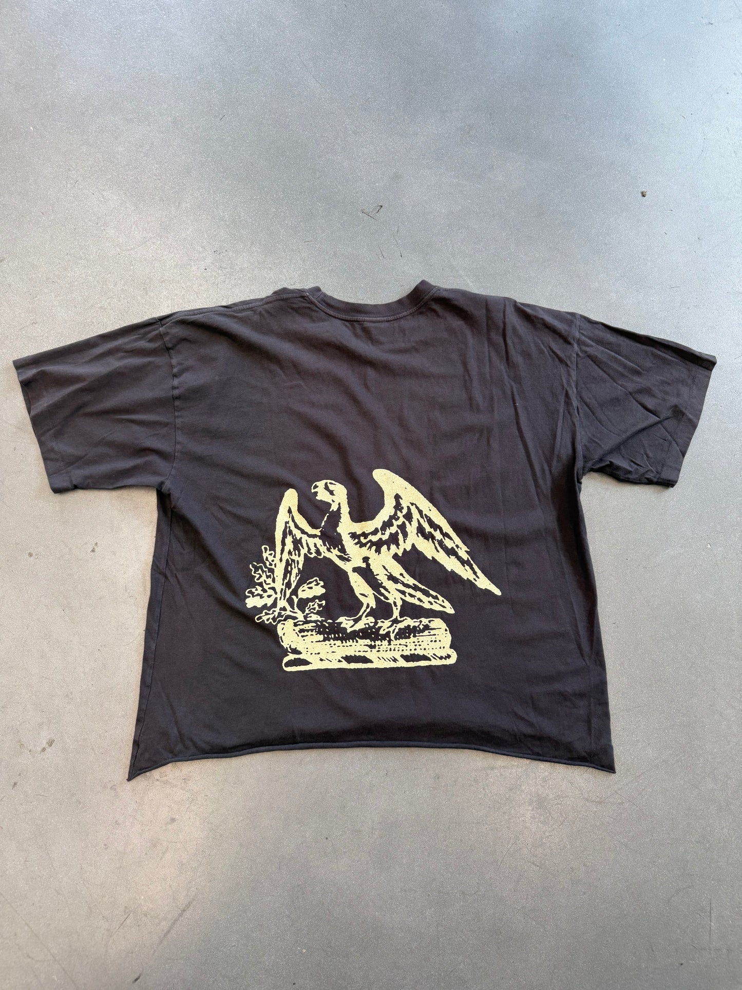 YEEZY SEASON 5 CALABASAS EAGLE TEE - BLACK (L) (CROPPED)