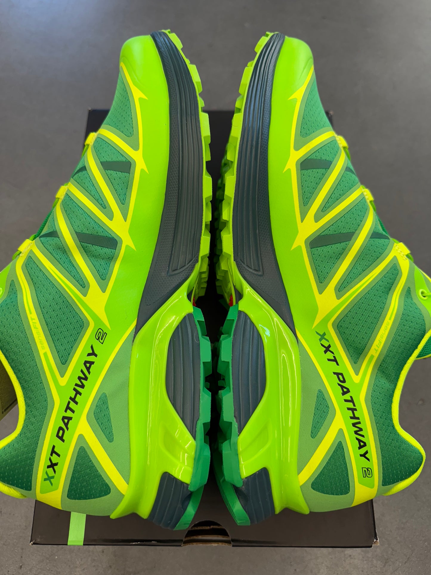 2025 SIZE 12 FEID SALOMON XT-PATHWAY 2 (NEW WITH BOX) (SIGNED BOX)