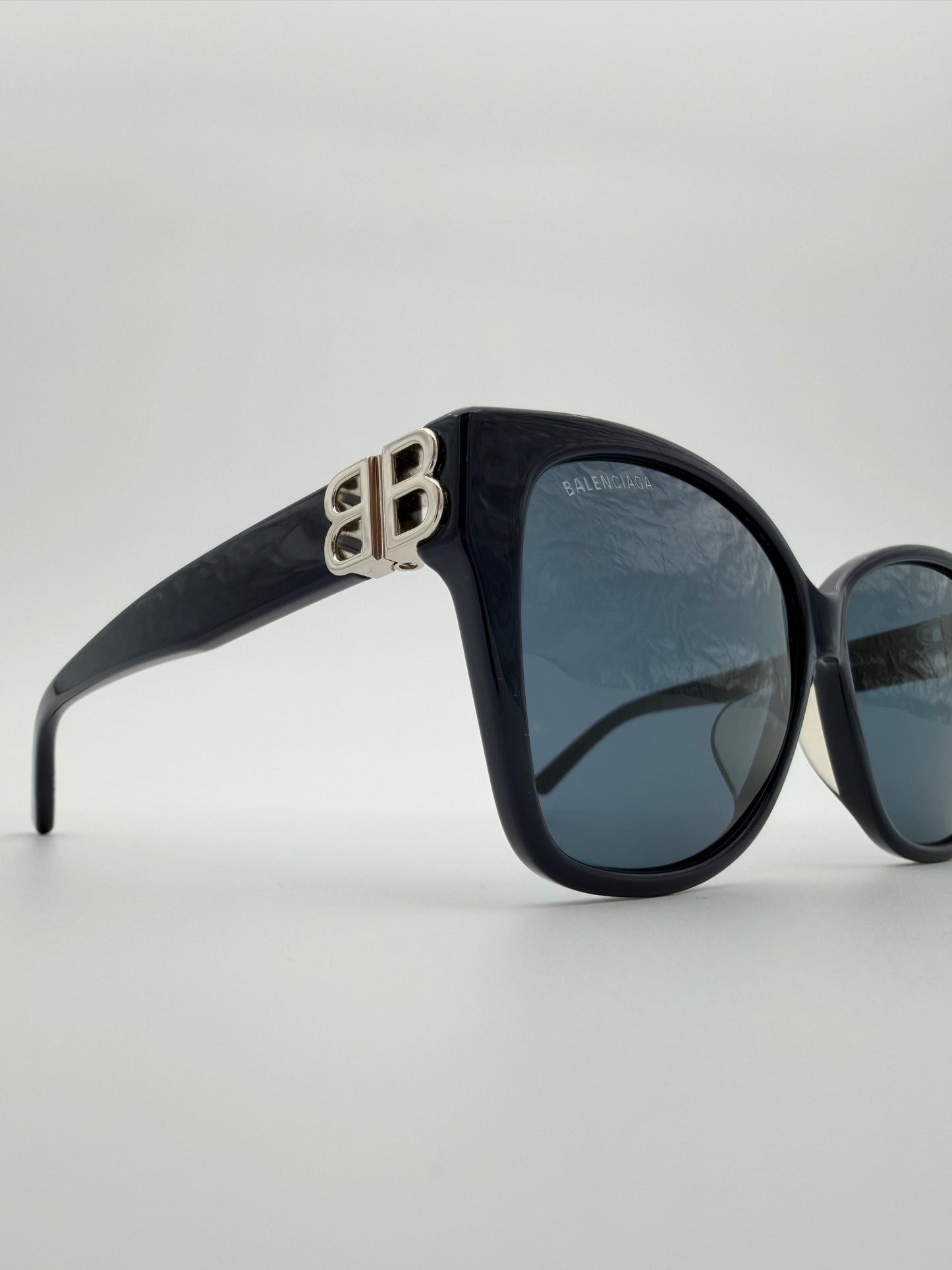 BALENCIAGA BB0135SA 004 SUNGLASSES (W/ CASE)