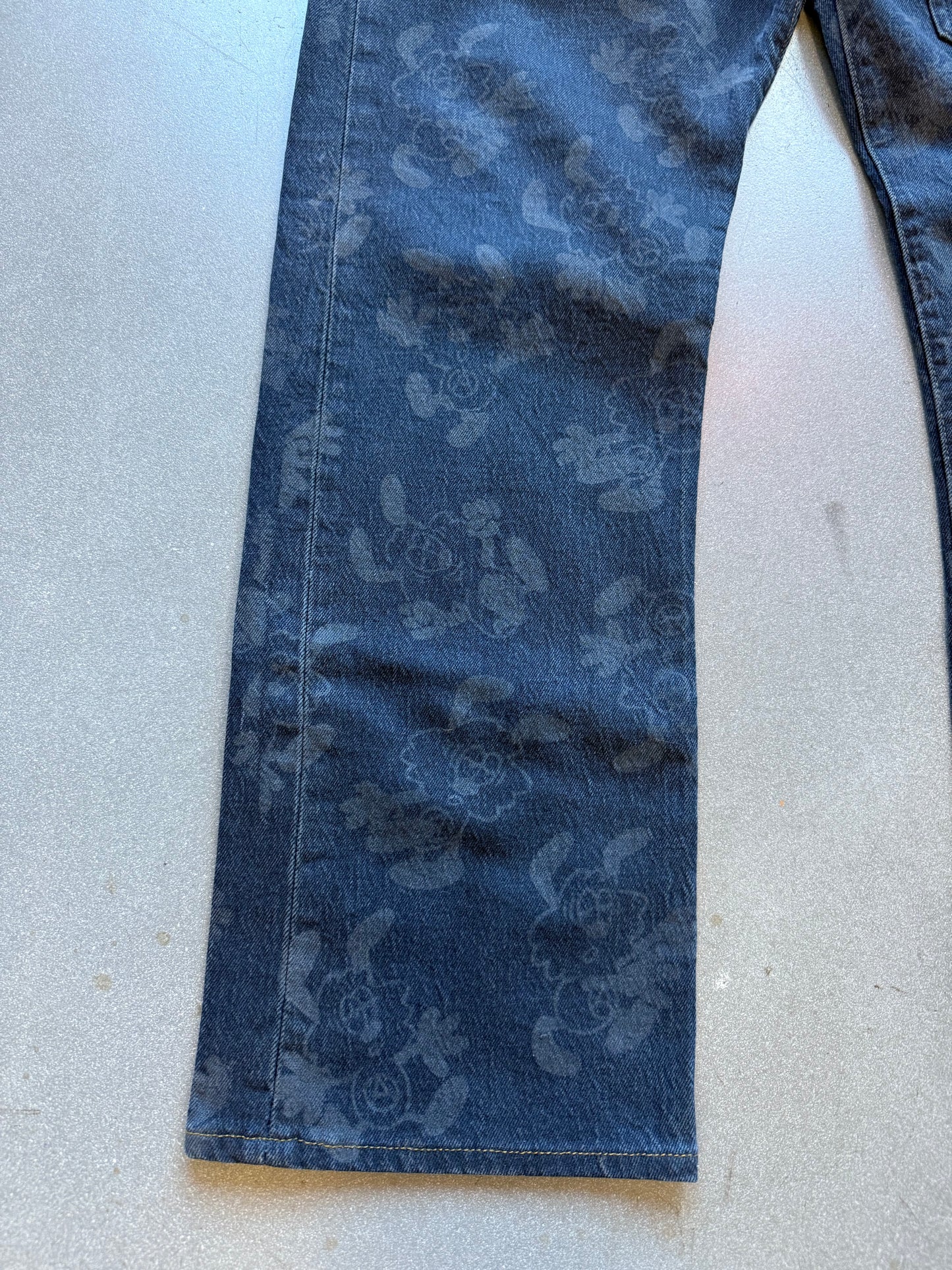 LEVI'S X VERDY CUSTOM ART BASEL JEANS RED BACK TAB