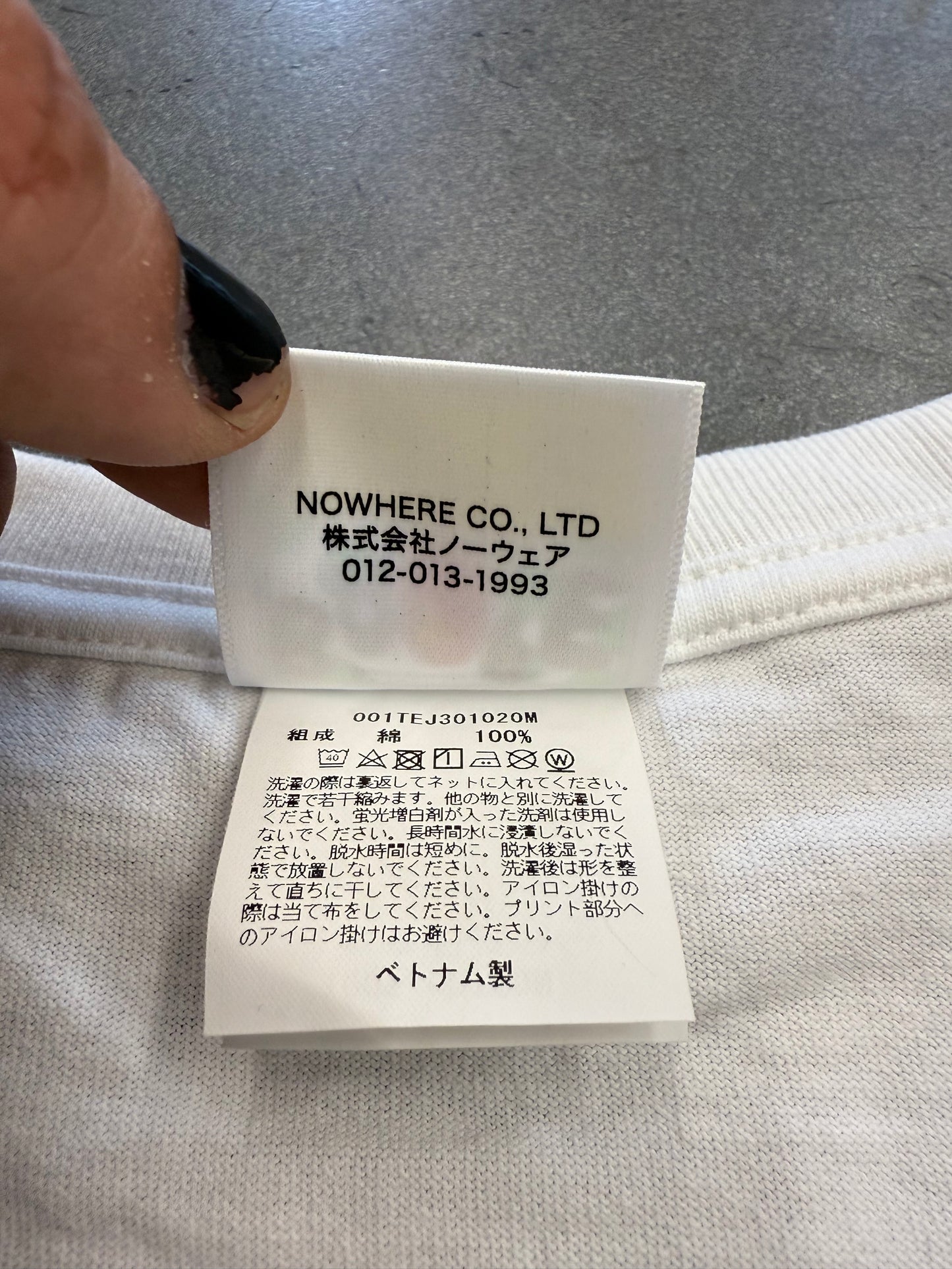 SS23 A BATHING APE BAPE COLORS NYC LOGO TEE - WHITE (XL) (NEW IN BAG)