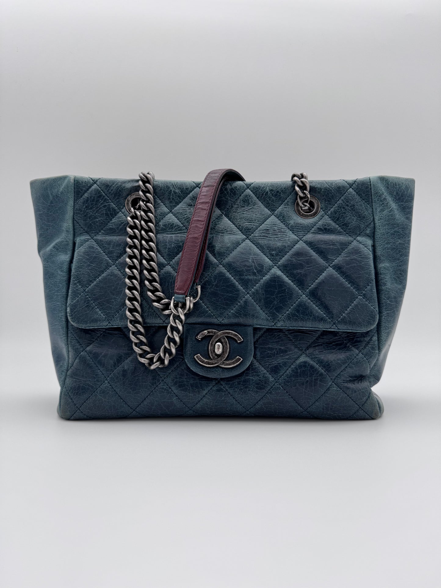 2014 CHANEL SMALL GLAZED CALFSKIN DUO COLOR FLAP BAG