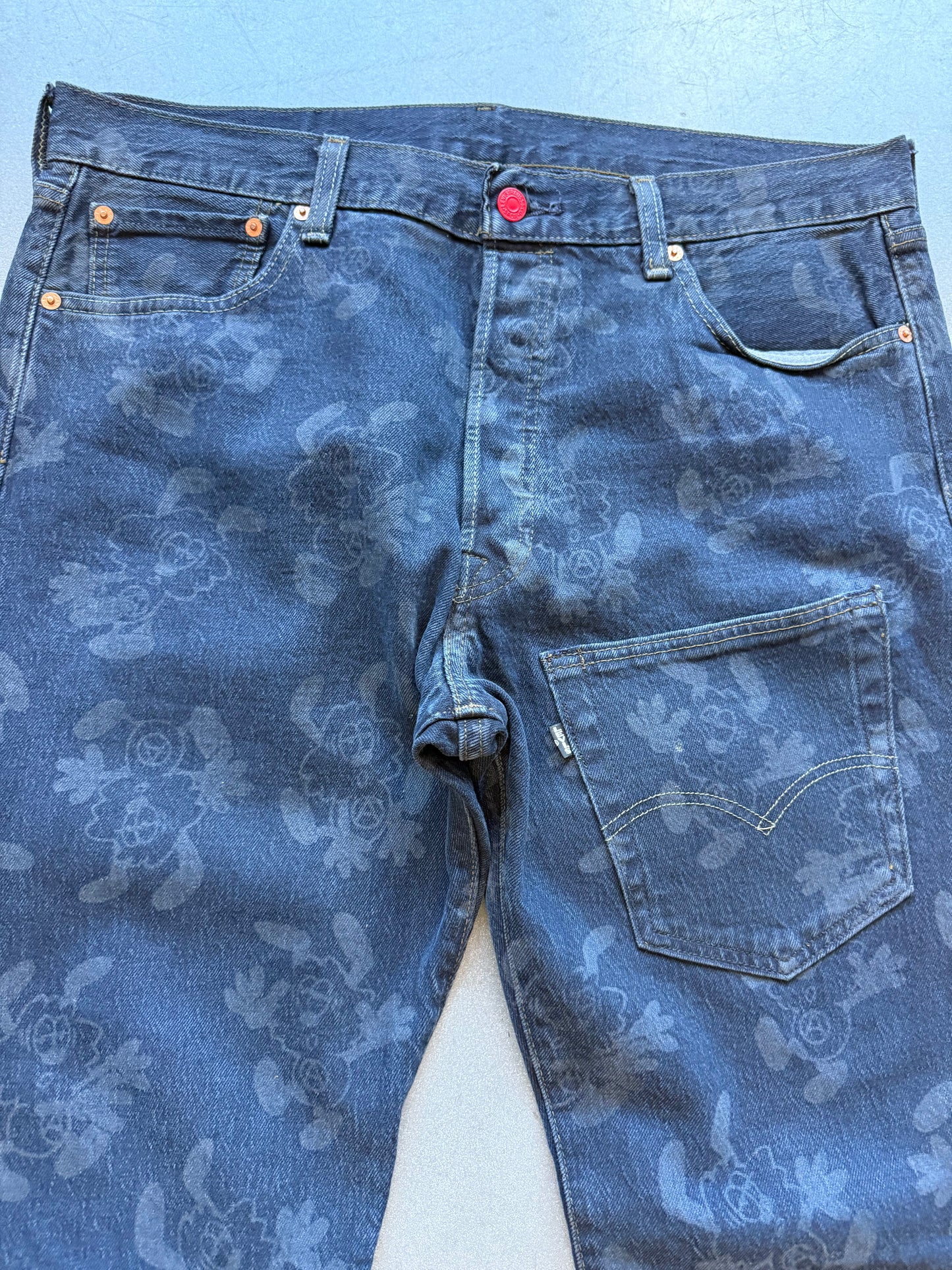 LEVI'S X VERDY CUSTOM ART BASEL JEANS RED BACK TAB