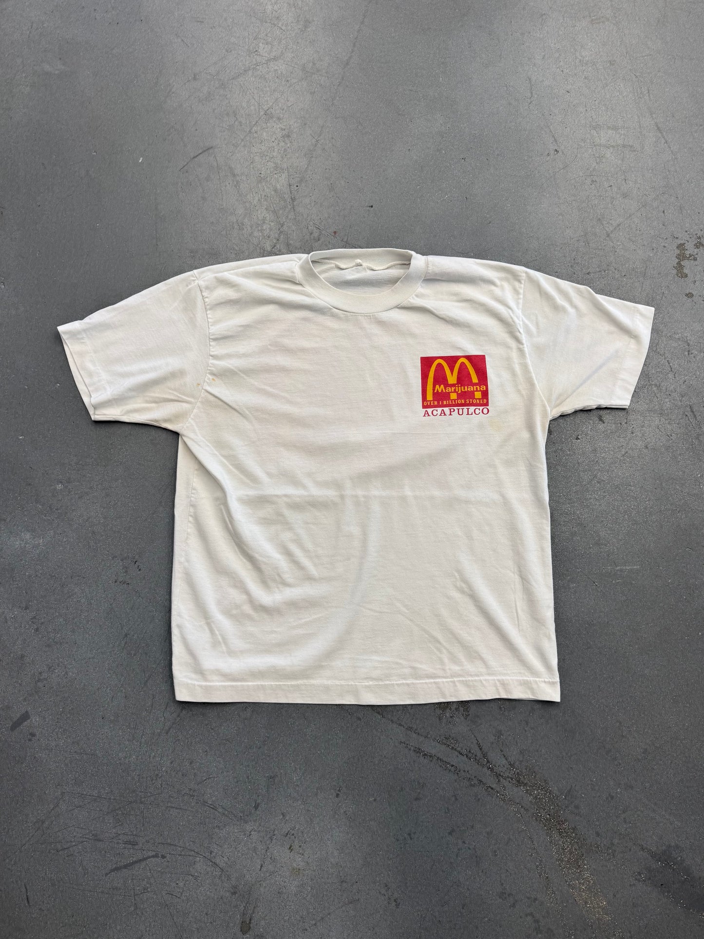 80S BOOTLEG MCDONALDS "MARIJUANA OVER 1 BILLION STONED" ACAPULCO TEE (M TAG)