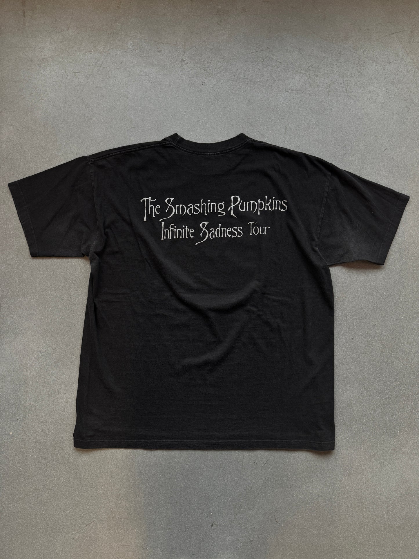 1996 SMASHING PUMPKINS THE WORLD IS A VAMPIRE TEE (GIANT TAG)