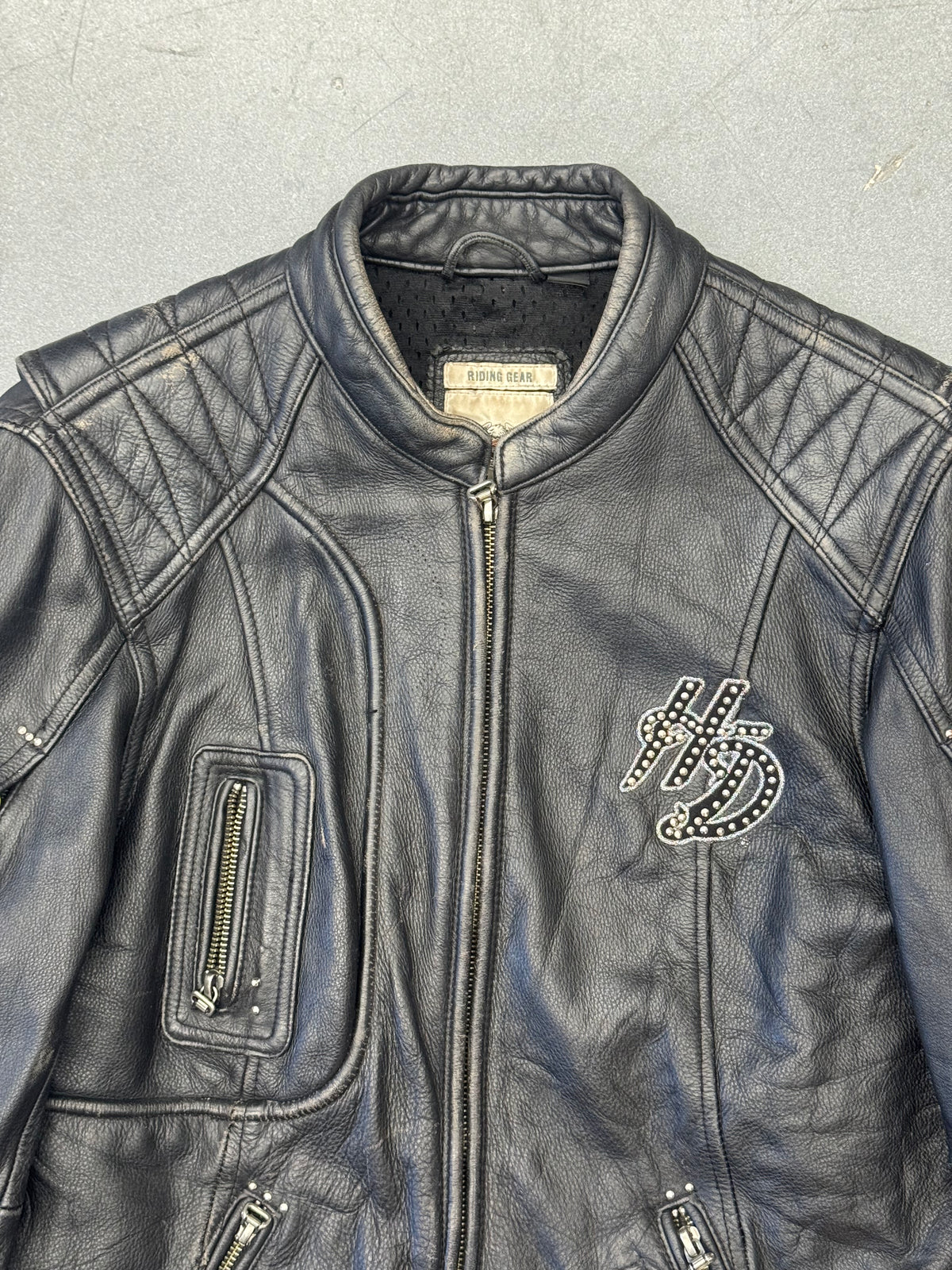2012 HARLEY-DAVIDSON DOUBLE-BELTED WAIST STUDDED LOGO LEATHER JACKET