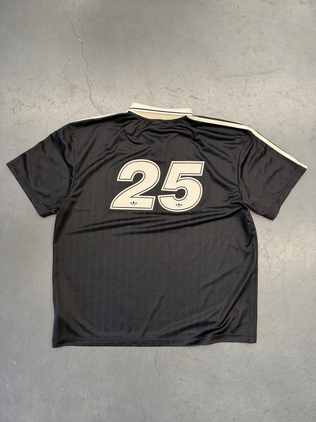 2025 ADIDAS ORIGINALS OASIS LIVE TOUR JACQUARD FOOTBALL JERSEY - BLACK