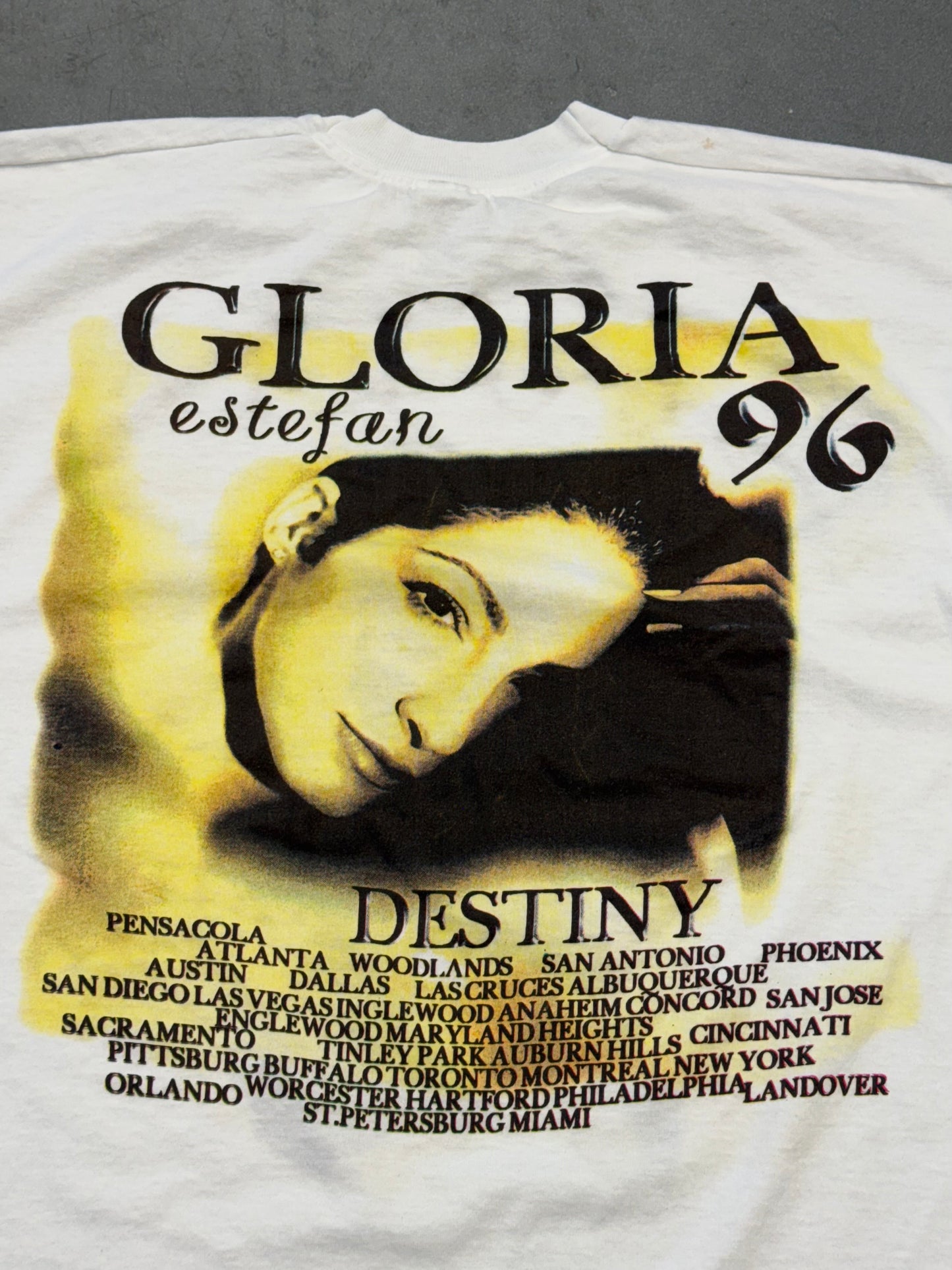 1996 BOOTLEG GLORIA ESTEFAN DESTINY TOUR TEE (CUT FOTL TAG)