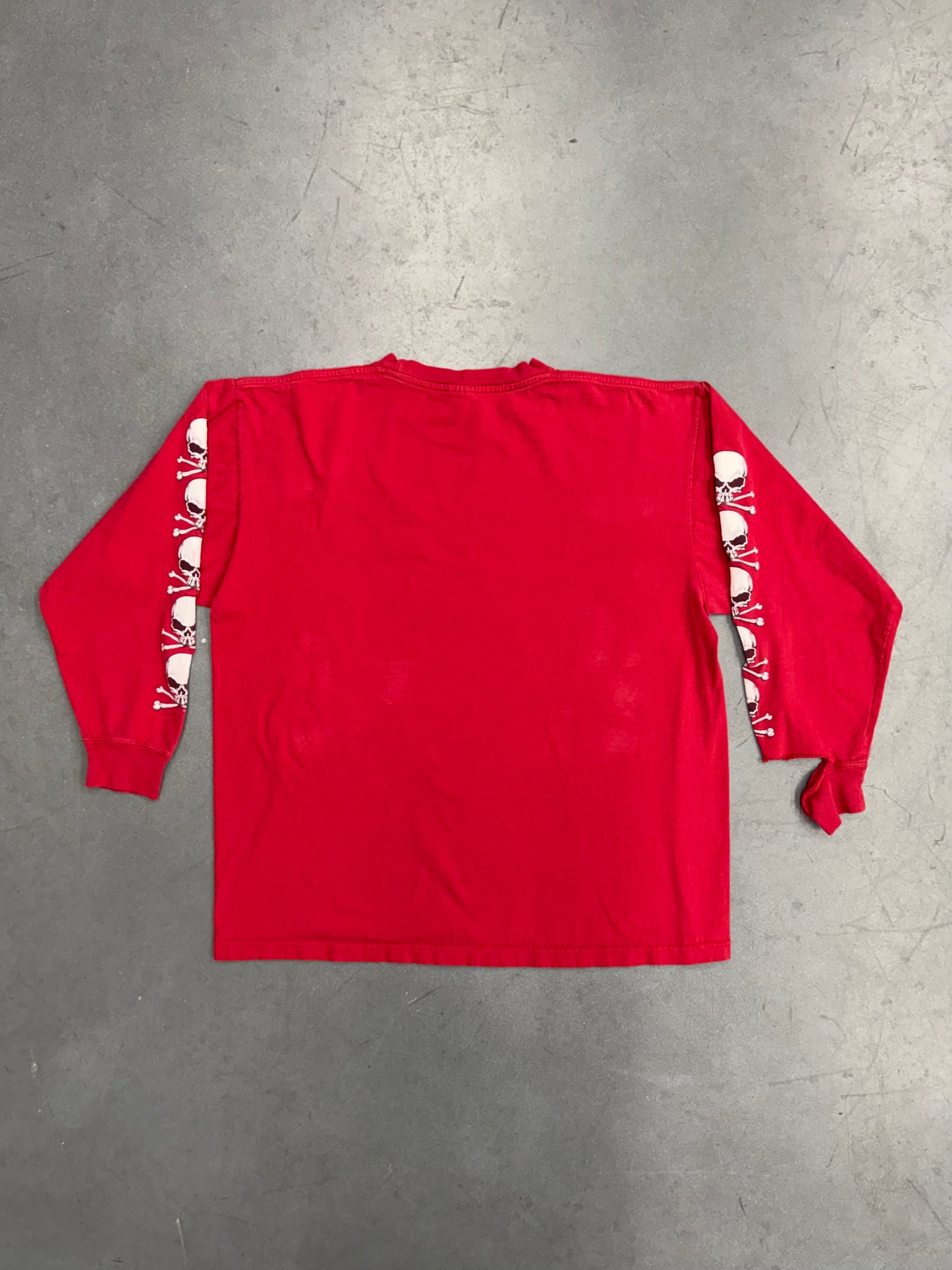 2001 GOOD SPORTS SKULL AND CROSSBONES LS TEE (FADED BLACK TAG)