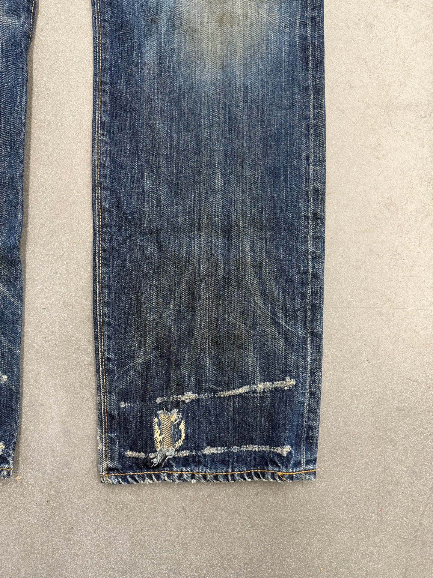 VINTAGE LEVI'S 1937 501 JEAN MADE IN U.S.A. SELVEDGE DENIM (W30 X L34)