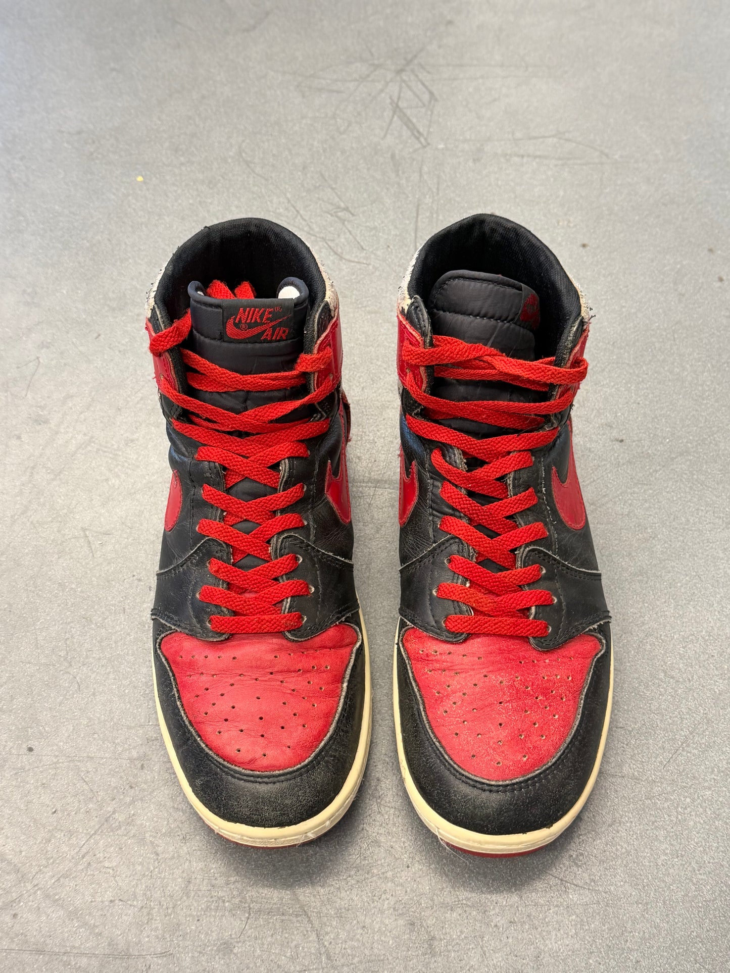 1985 AIR JORDAN 1 HIGH BRED