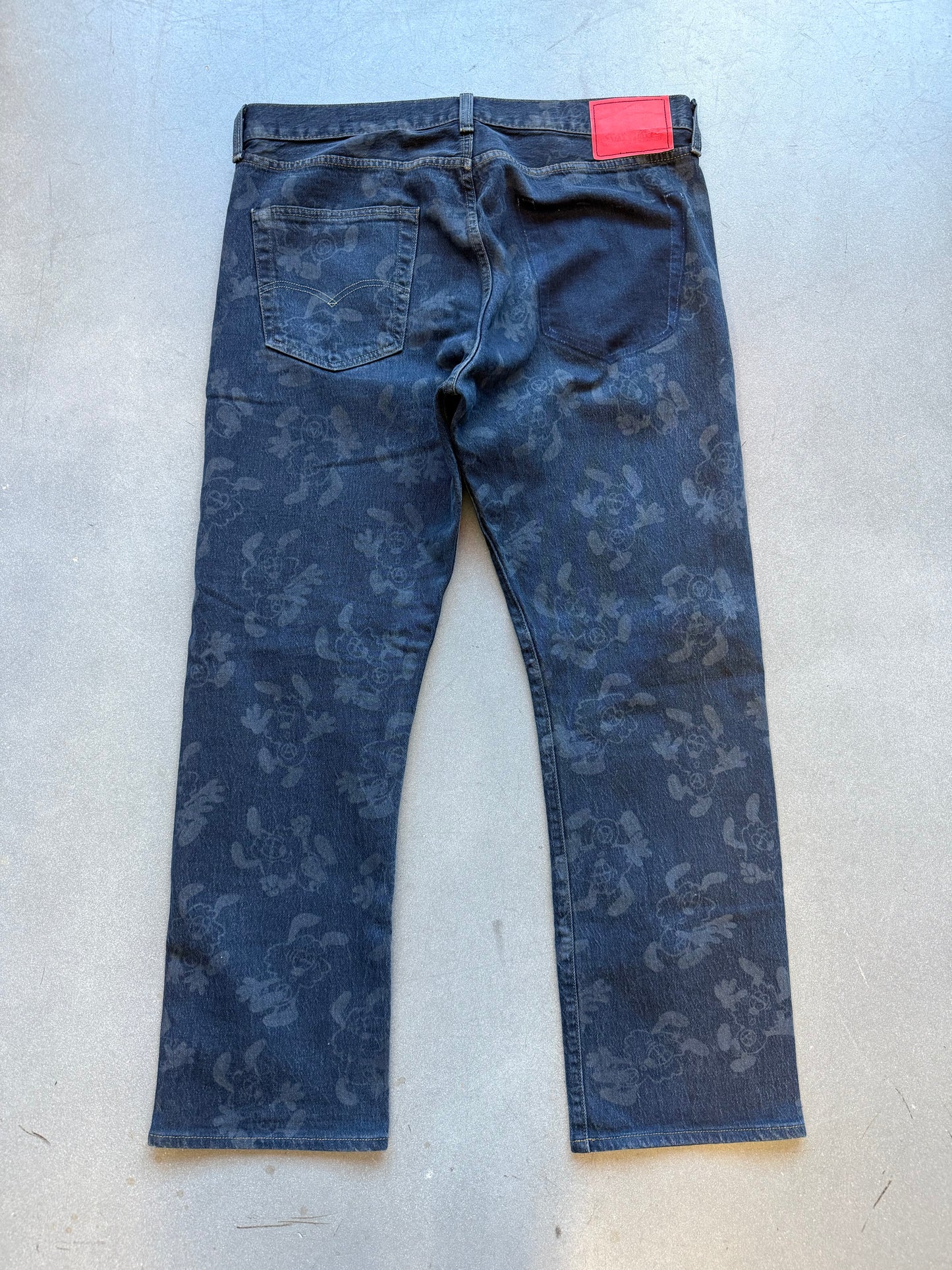 LEVI'S X VERDY CUSTOM ART BASEL JEANS RED BACK TAB