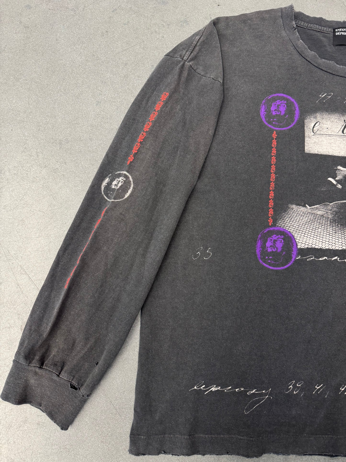 ENFANTS RICHES DEPRIMES BATHROOM STALL LONG-SLEEVE TEE