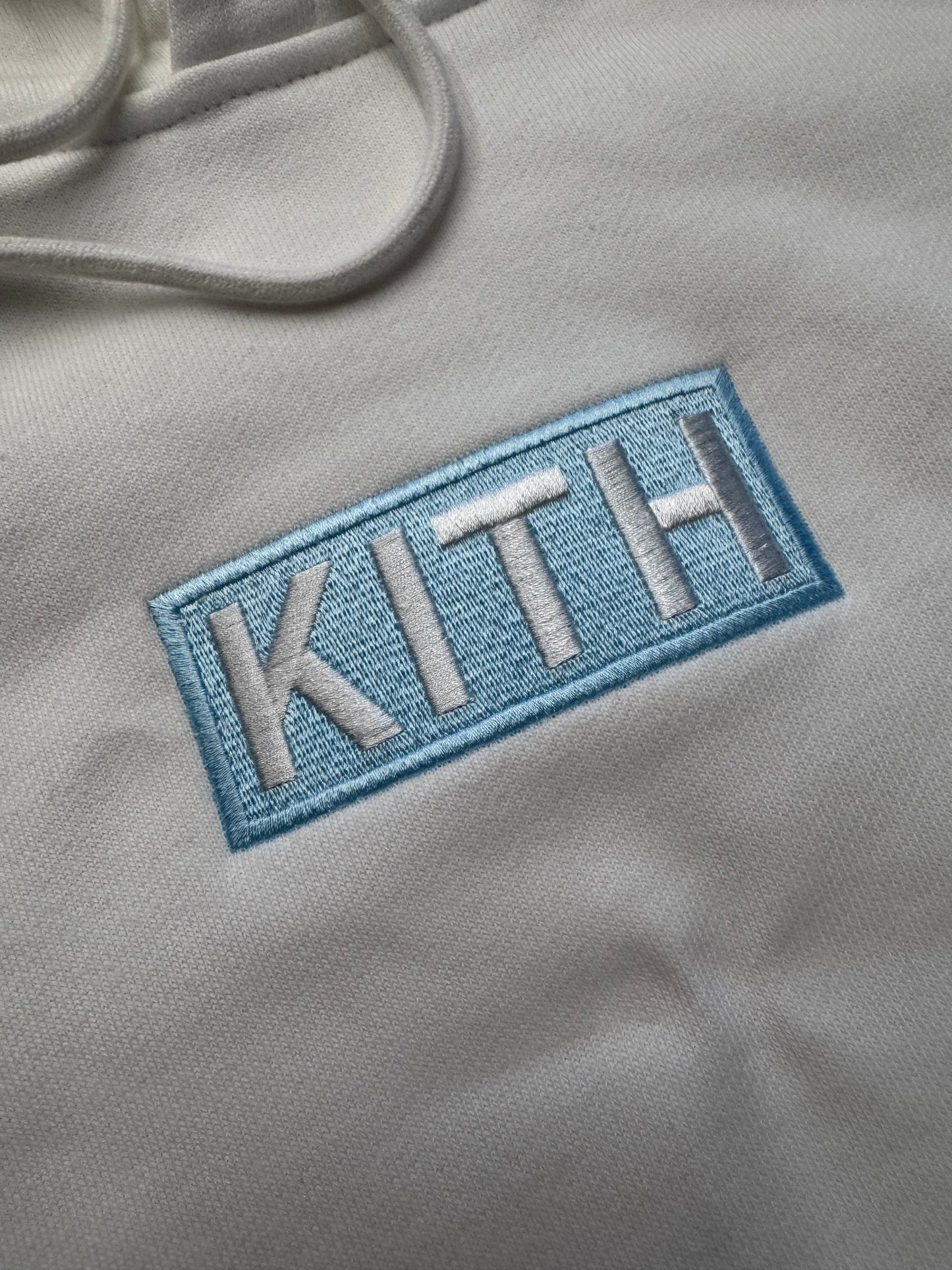 SS21 KITH X THE SIMPSONS CAST OF CHARACTERS HOODIE - WHITE (2XL)