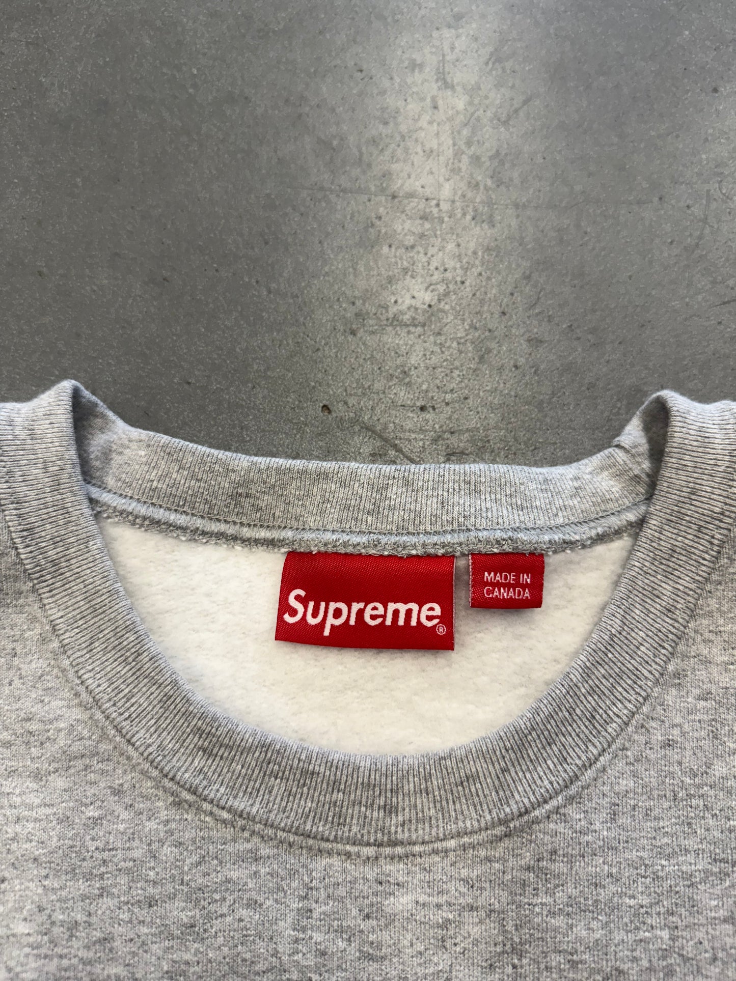 FW22 SUPREME BOX LOGO CREWNECK  - GRAY (2XL)