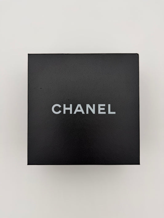 VINTAGE CHANEL PATENT LEATHER SKINNY BELT - 75CM (WITH BOX)