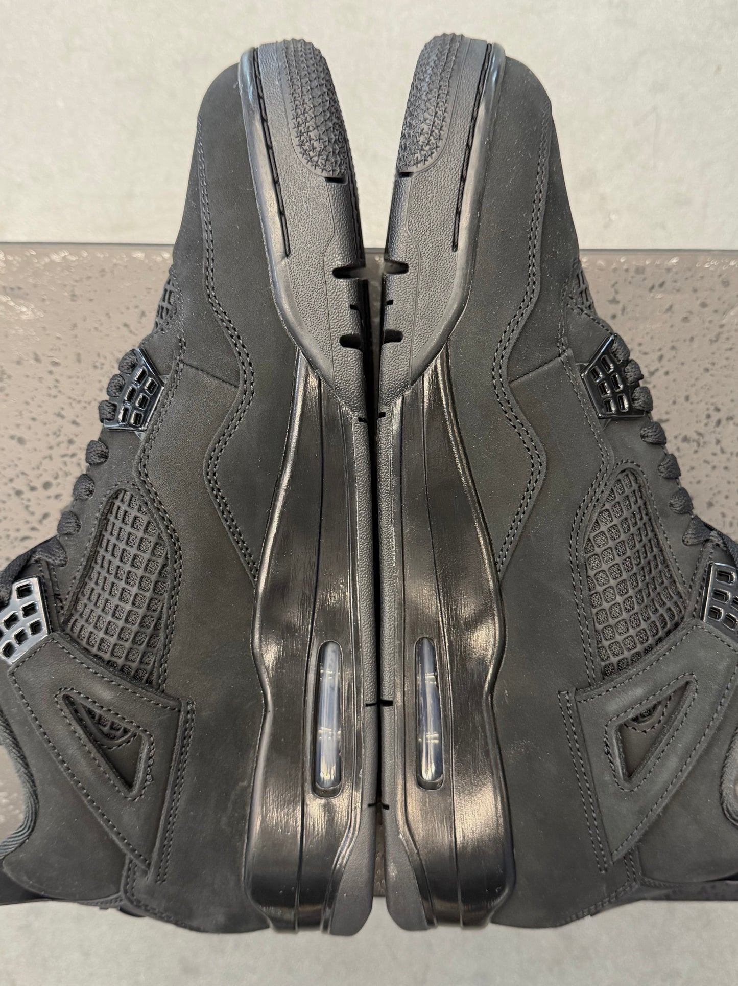 2025 JORDAN 4 RETRO BLACK CAT (W/BOX)