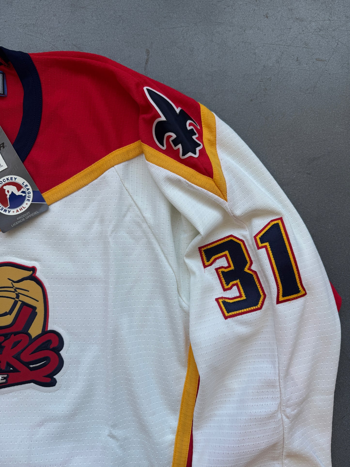 2001 ROBERTO LUONGO LOUISVILLE PANTHERS BAUER HOCKEY JERSEY NWT