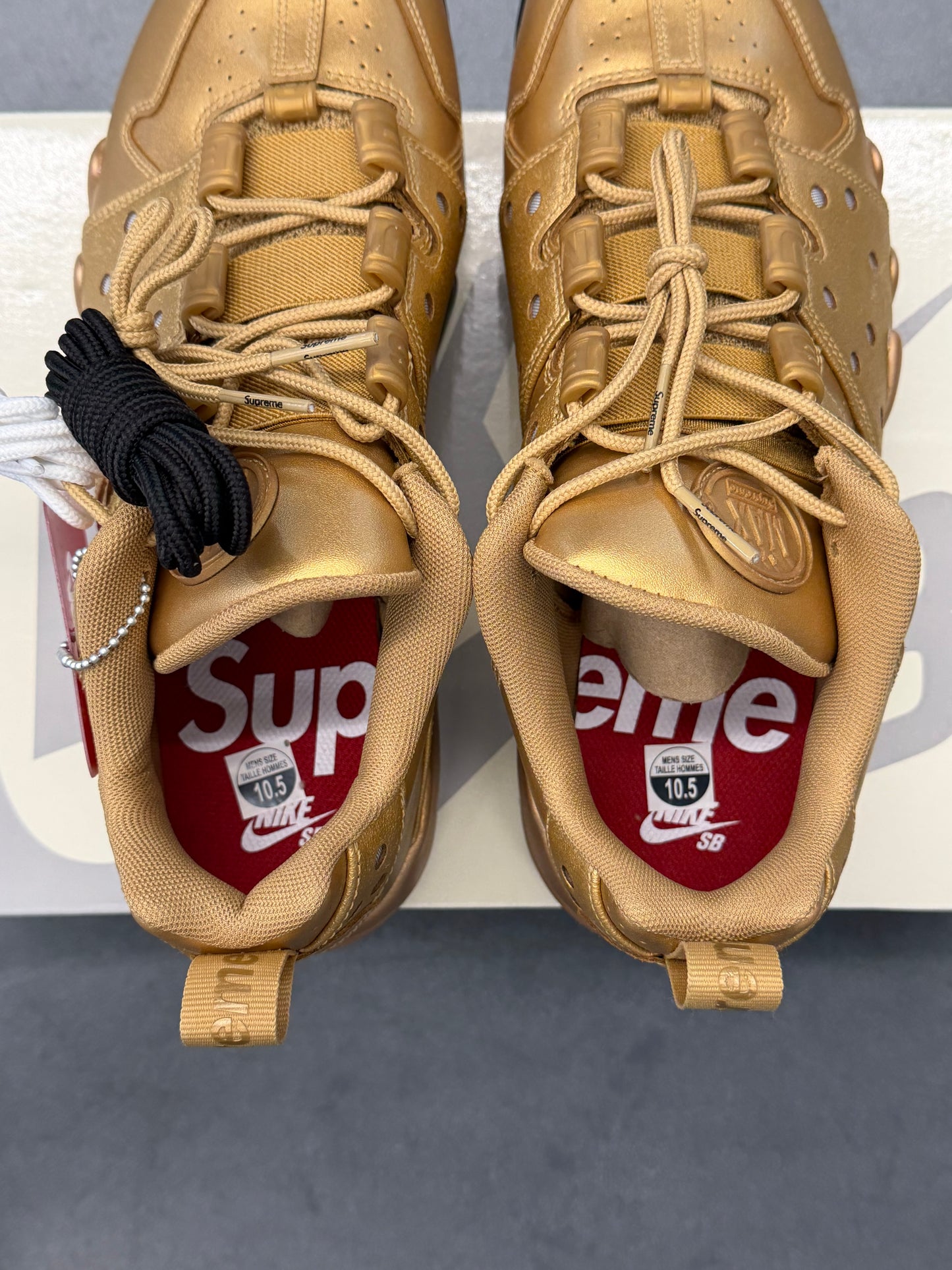 SS26 SUPREME NIKE SB AIR MAX 2 CB '94 LOW - SUPREME METALLIC GOLD (W/BOX)