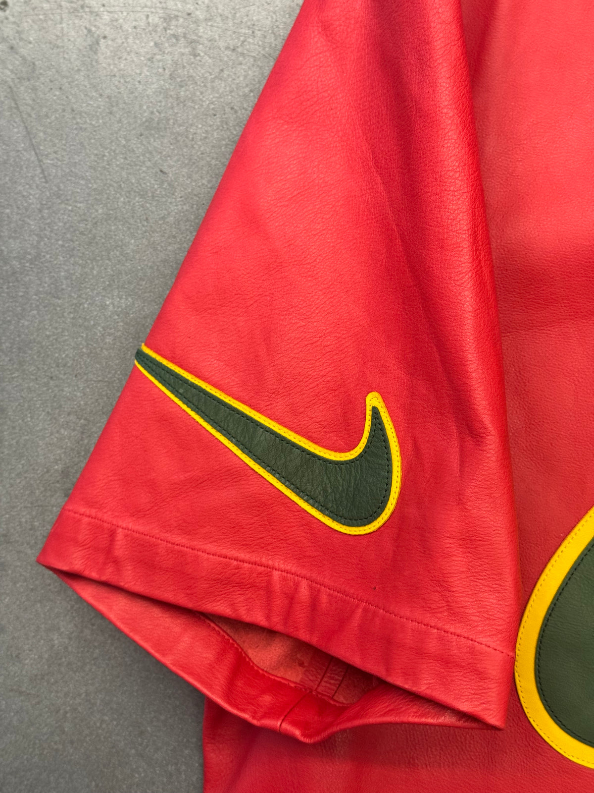 FW19 SUPREME NIKE LEATHER BASEBALL JERSEY - RED