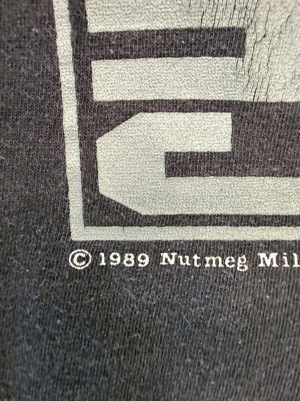 1989 CHICAGO BULLS NBA VICTORY TOUR FADED TEE (NUTMEG MILLS TAG)