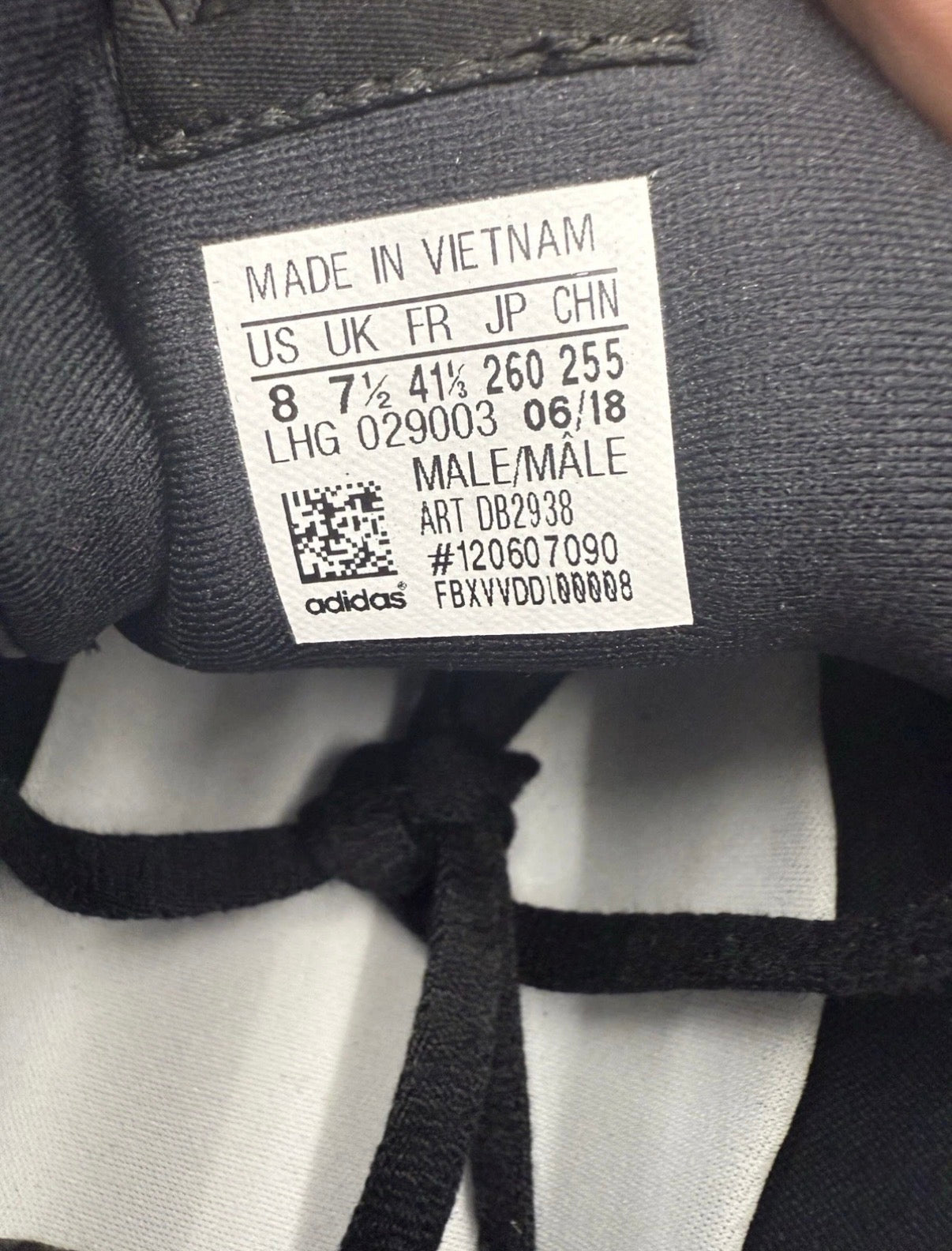 ADIDAS CAMTON TRAINER PALACE BLACK (W/BOX)
