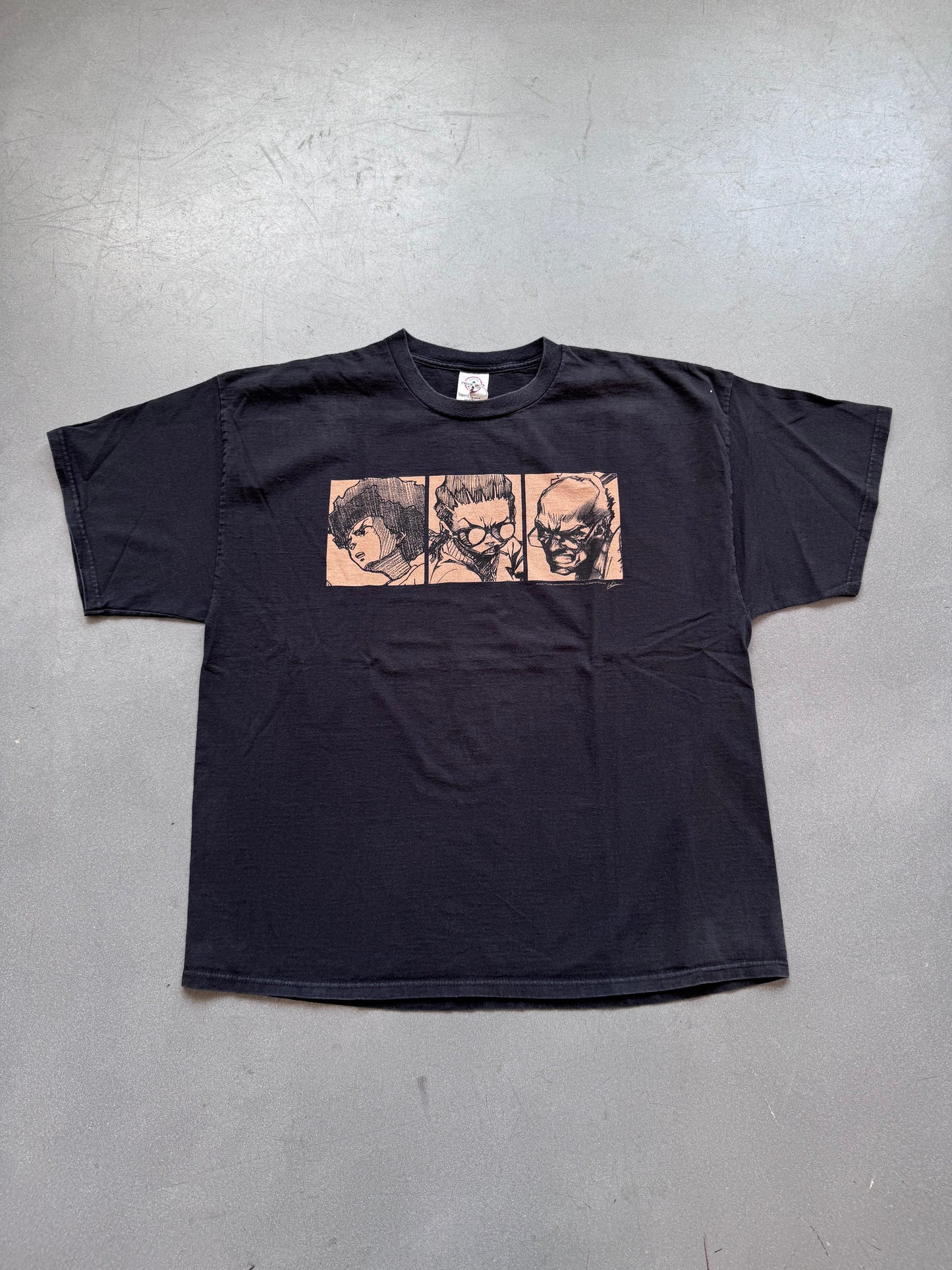 2006 THE BOONDOCKS PORTRAIT TEE (DELTA PRO WEIGHT TAG)