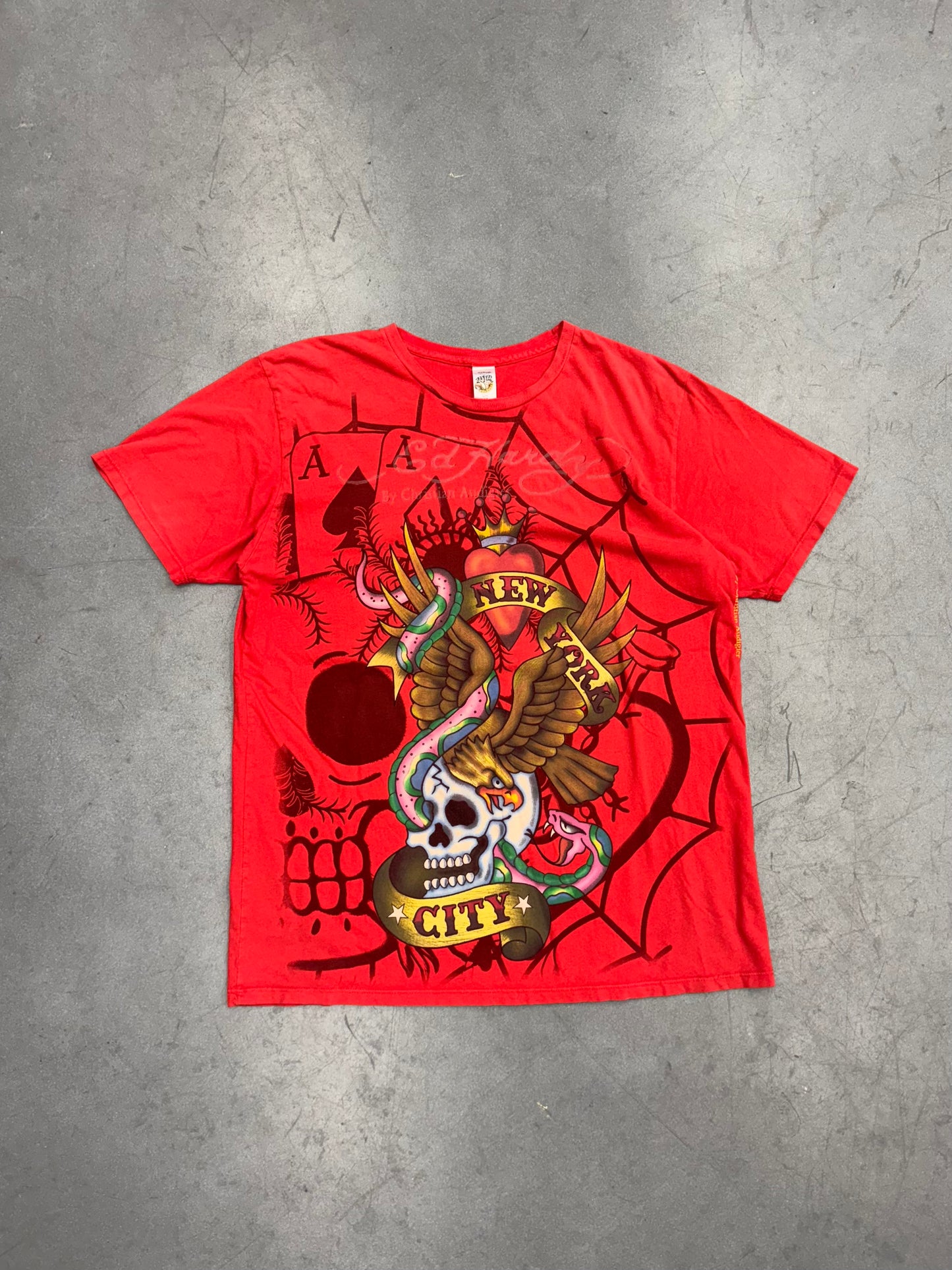 Y2K ED HARDY NEW YORK CITY RIBBON AOP TEE