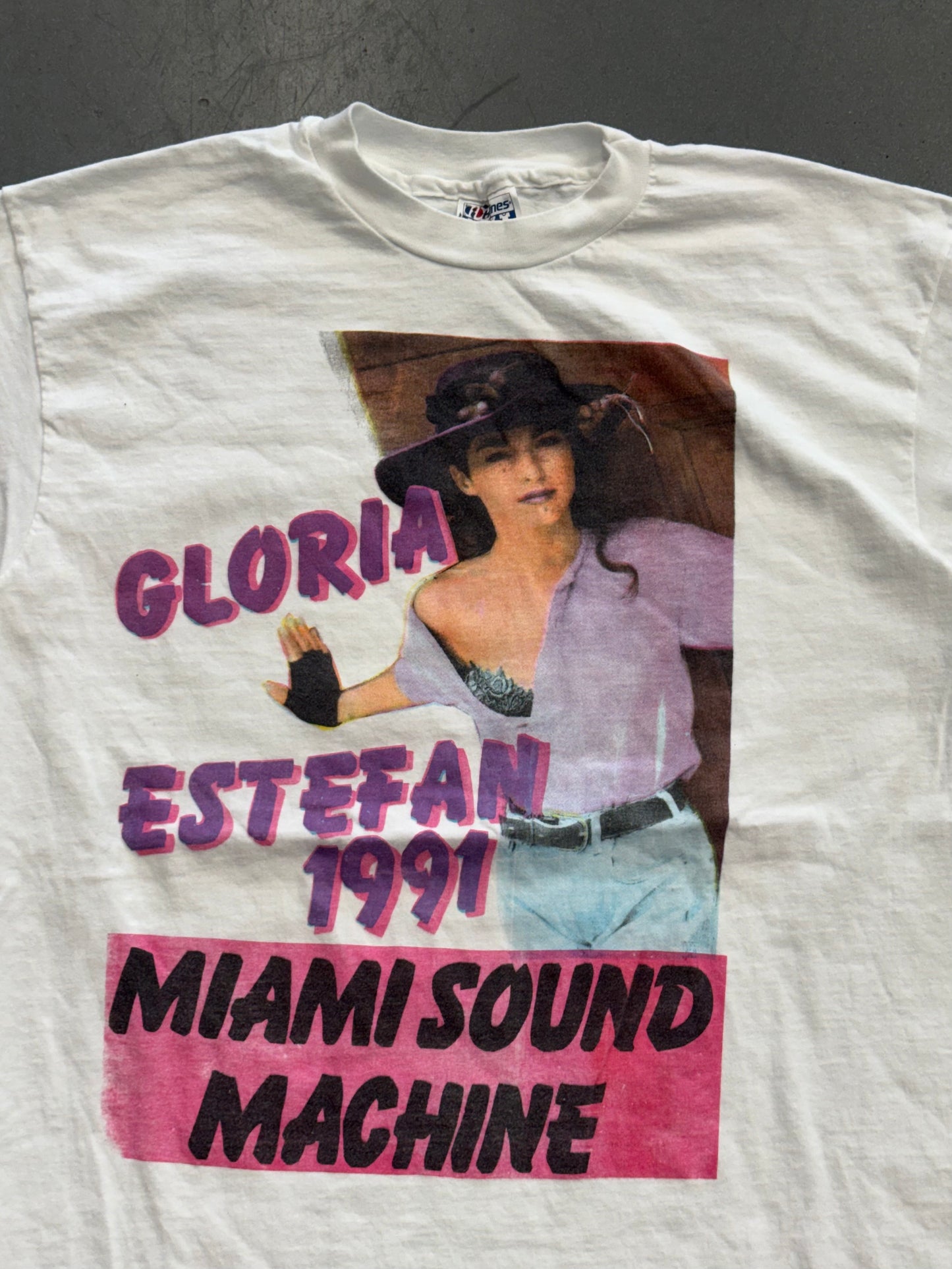 1991 GLORIA ESTEFAN BOOTLEG MIAMI SOUND MACHINE TOUR TEE (HANES TAG)