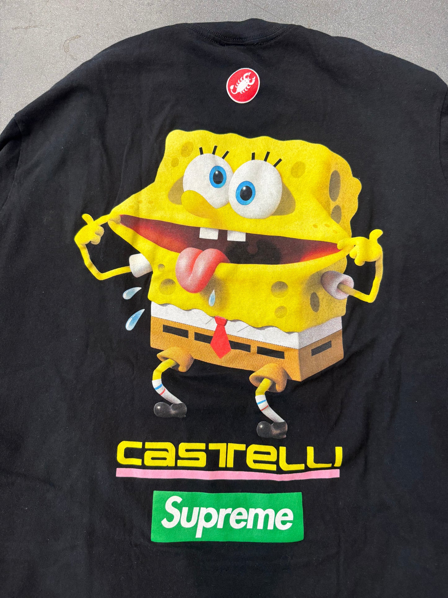 SS25 SUPREME SPONGEBOB/CASTELLI RACING LS TEE - BLACK