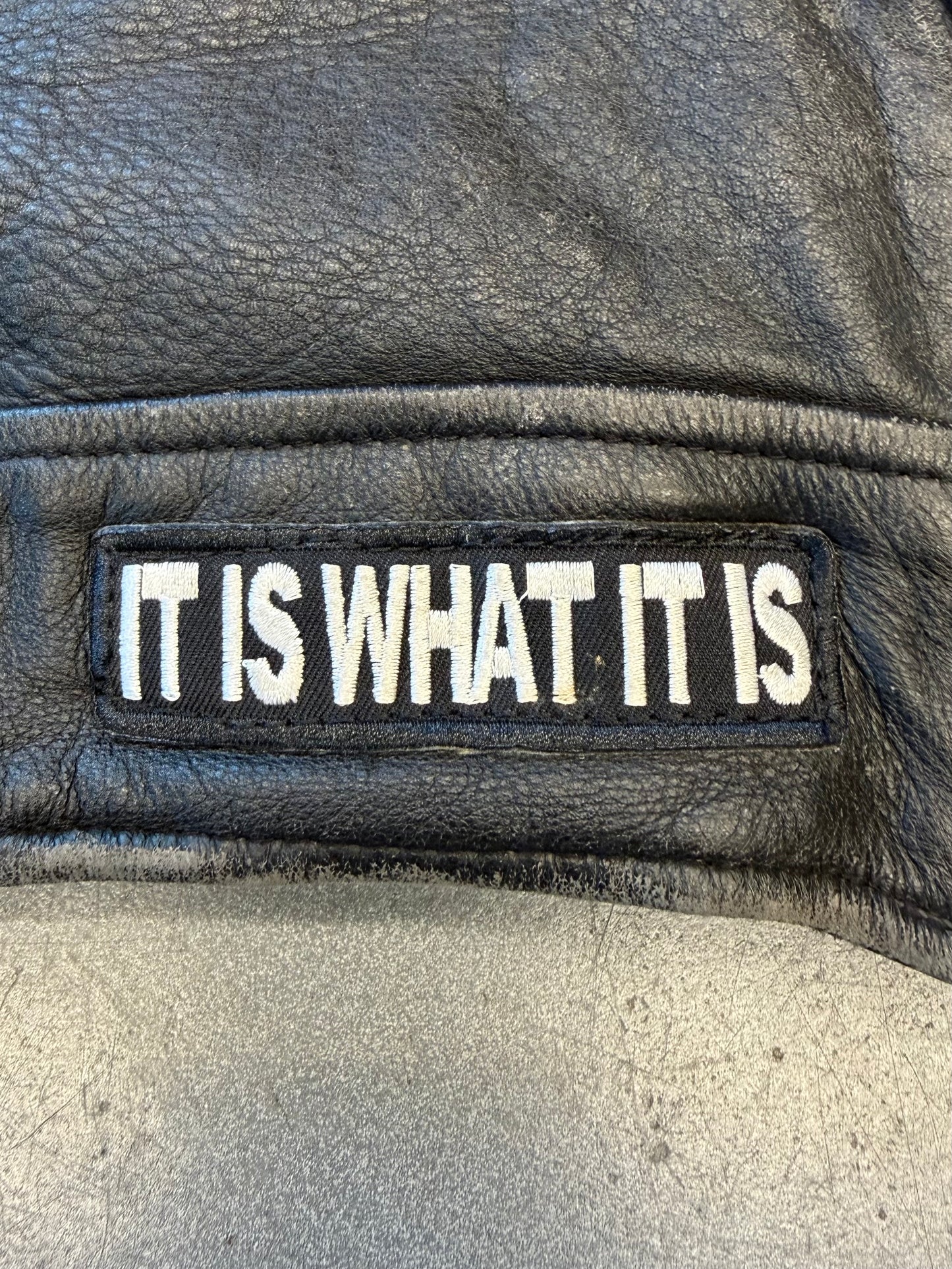 2012 HARLEY-DAVIDSON DOUBLE-BELTED WAIST STUDDED LOGO LEATHER JACKET