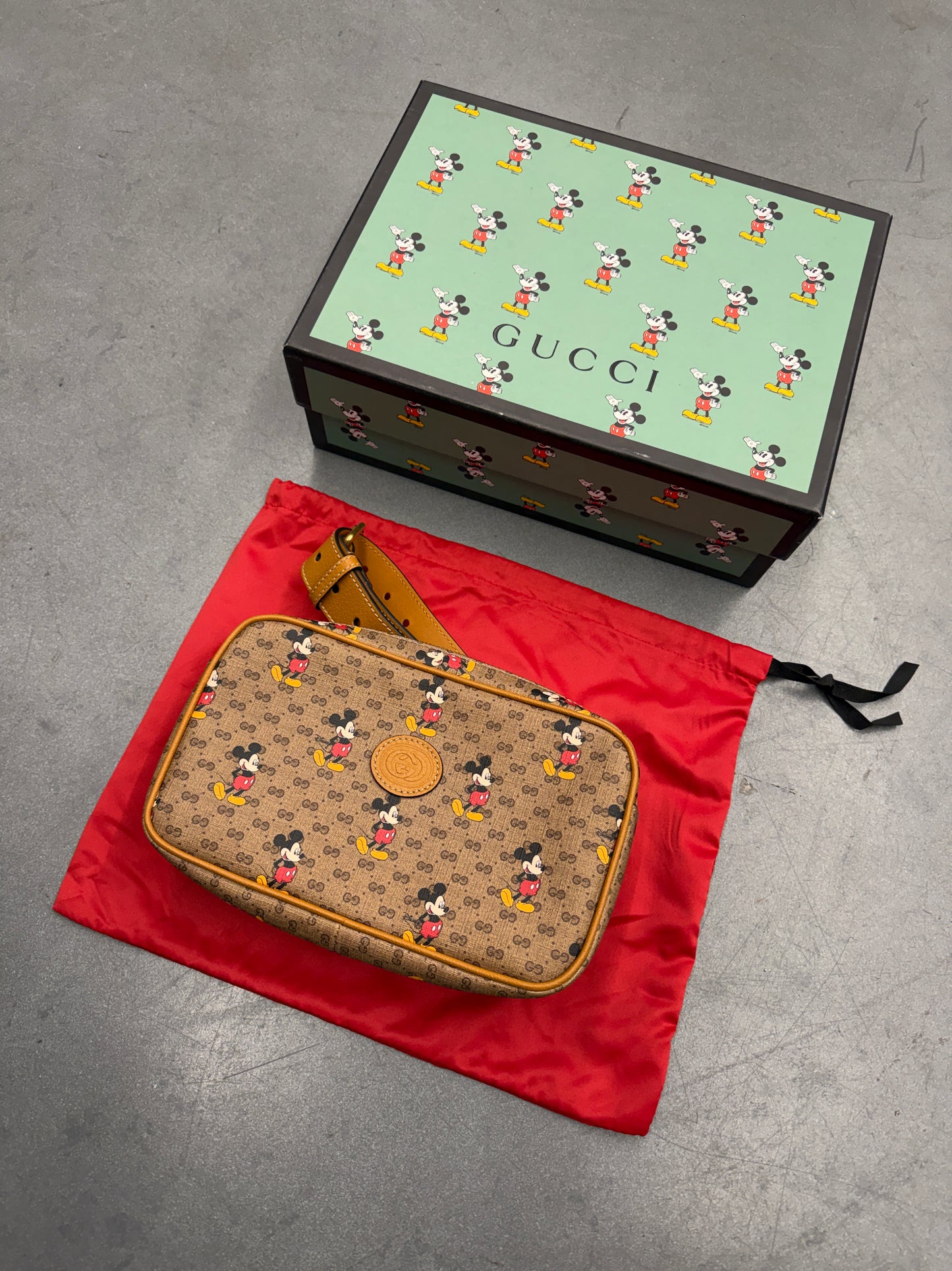 GUCCI DISNEY MICKEY GG SUPREME BELT BAG BEIGE