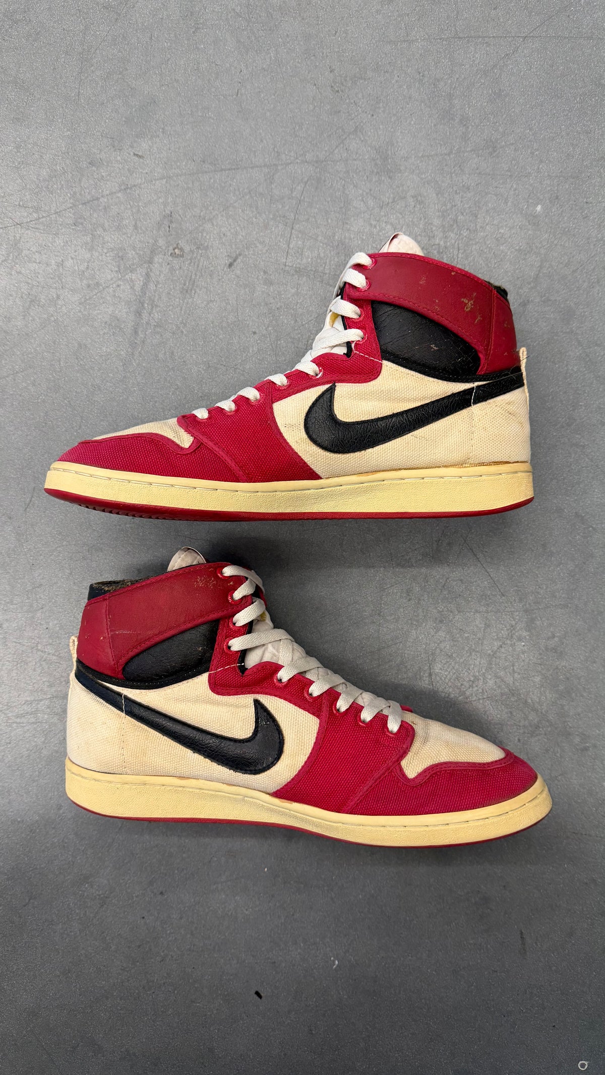 1985 AJKO JORDAN 1 HIGH - CHICAGO (E)
