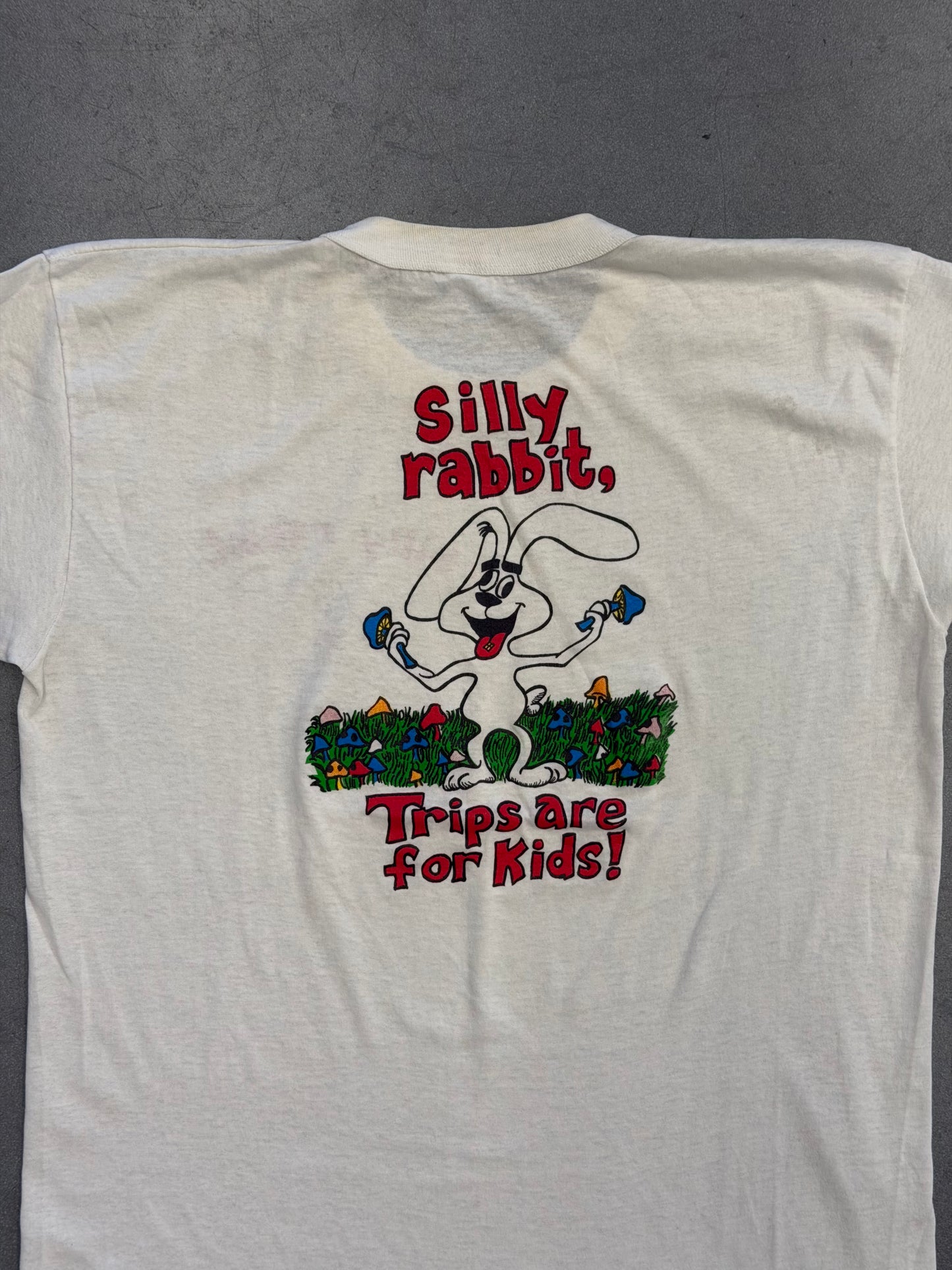 90'S SILLY RABBIT TRIPS ARE FOR KIDS! MUSHROOM MULLET TEE (FADED TAG)