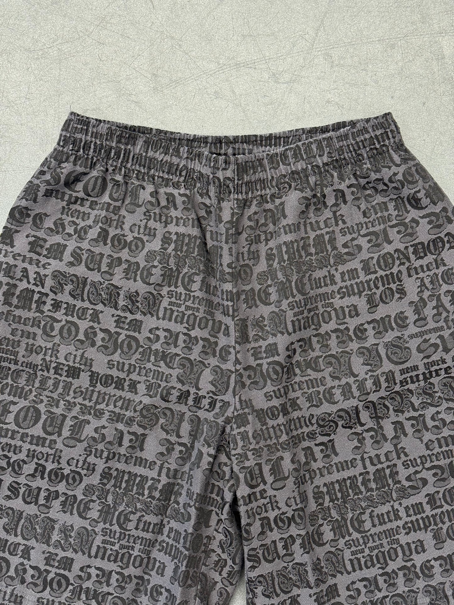 SS25 SUPREME CITIES JACQUARD SHORT - BLACK