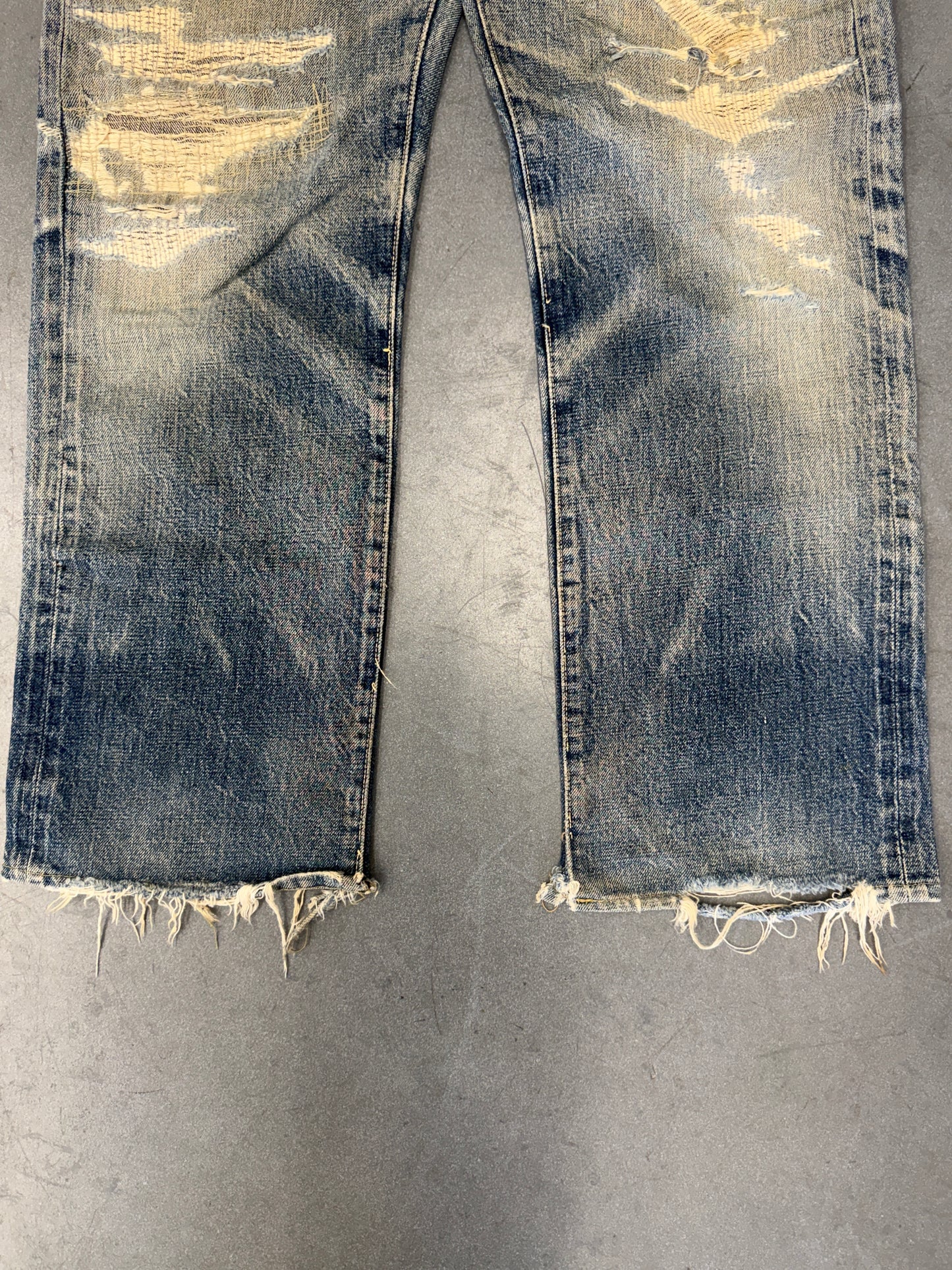 VINTAGE DENIME SELVEDGE DESTROYED STITCHED JEANS