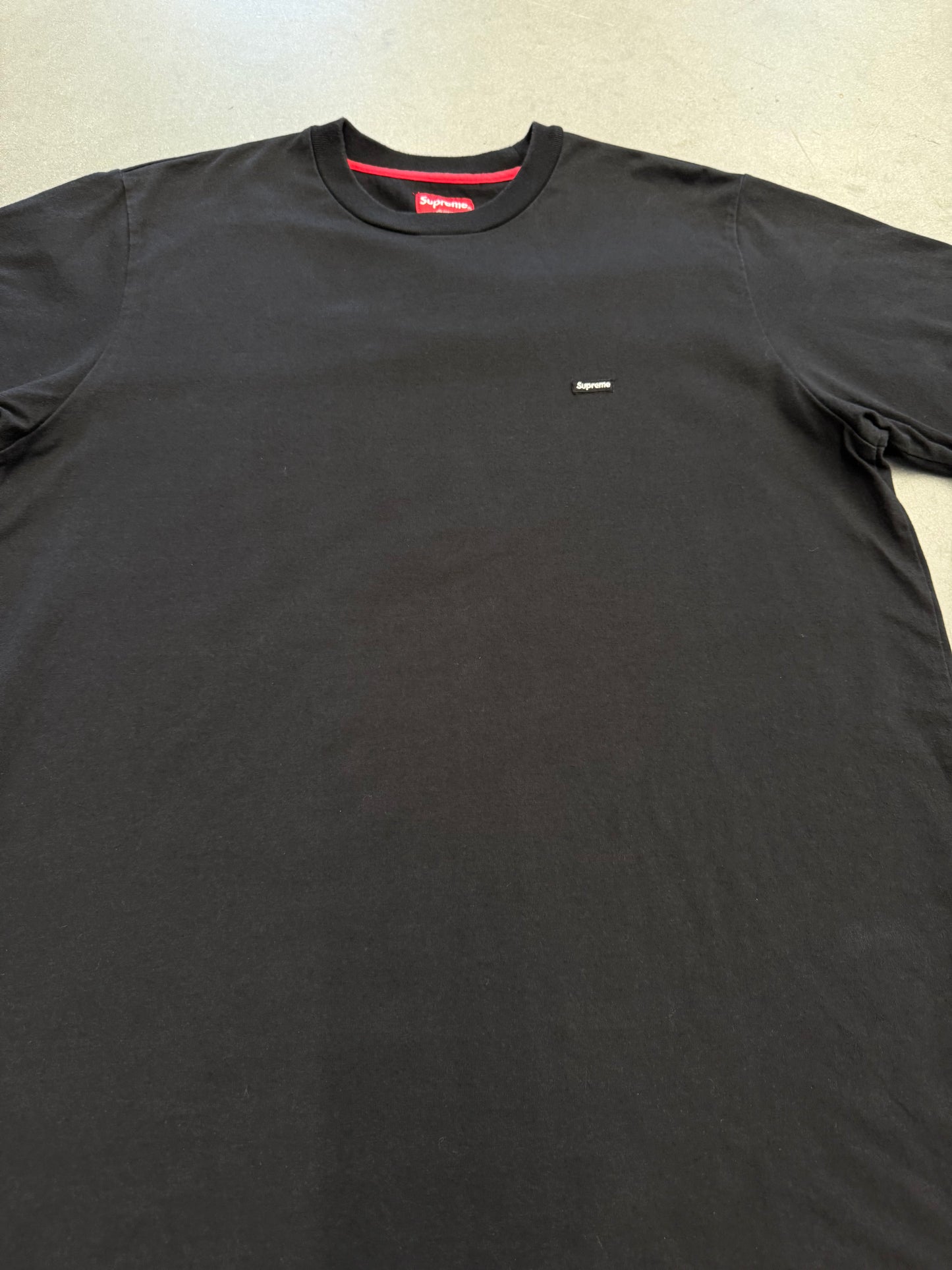 SUPREME SMALL BOX LOGO TEE BLACK