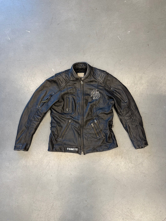 2012 HARLEY-DAVIDSON DOUBLE-BELTED WAIST STUDDED LOGO LEATHER JACKET