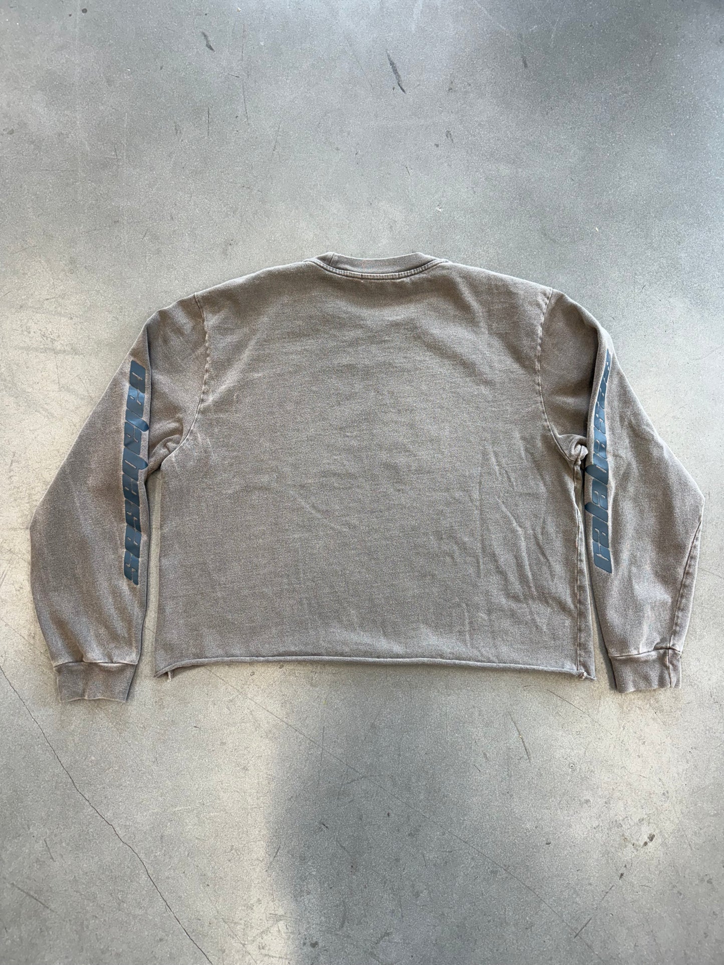 YEEZY SEASON 6 CALABASAS LONG SLEEVE TEE - CORE INDIGO (XL) (CROPPED)