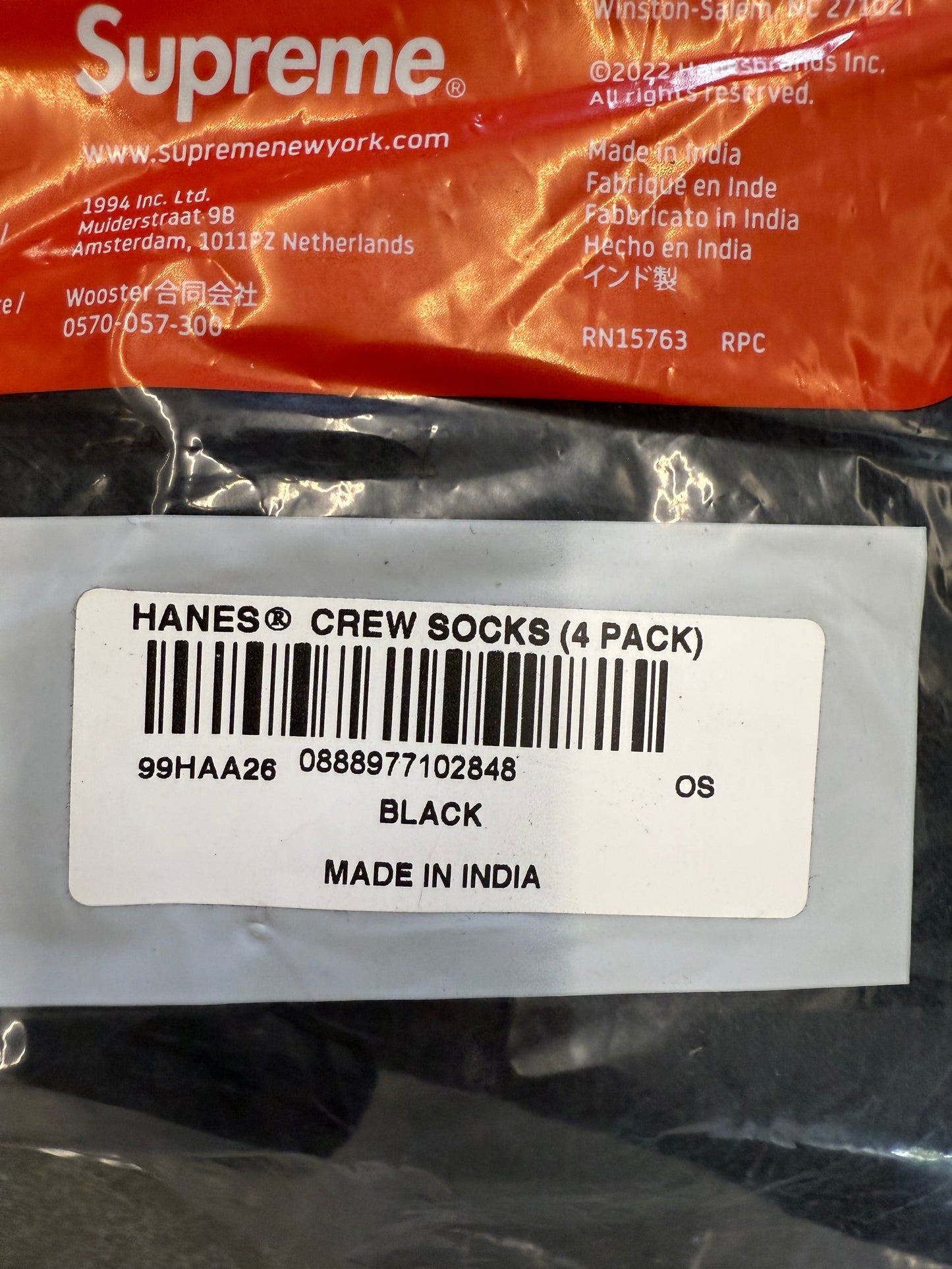 SUPREME HANES CUSHION CREW SOCKS BLACK 4 PACK
