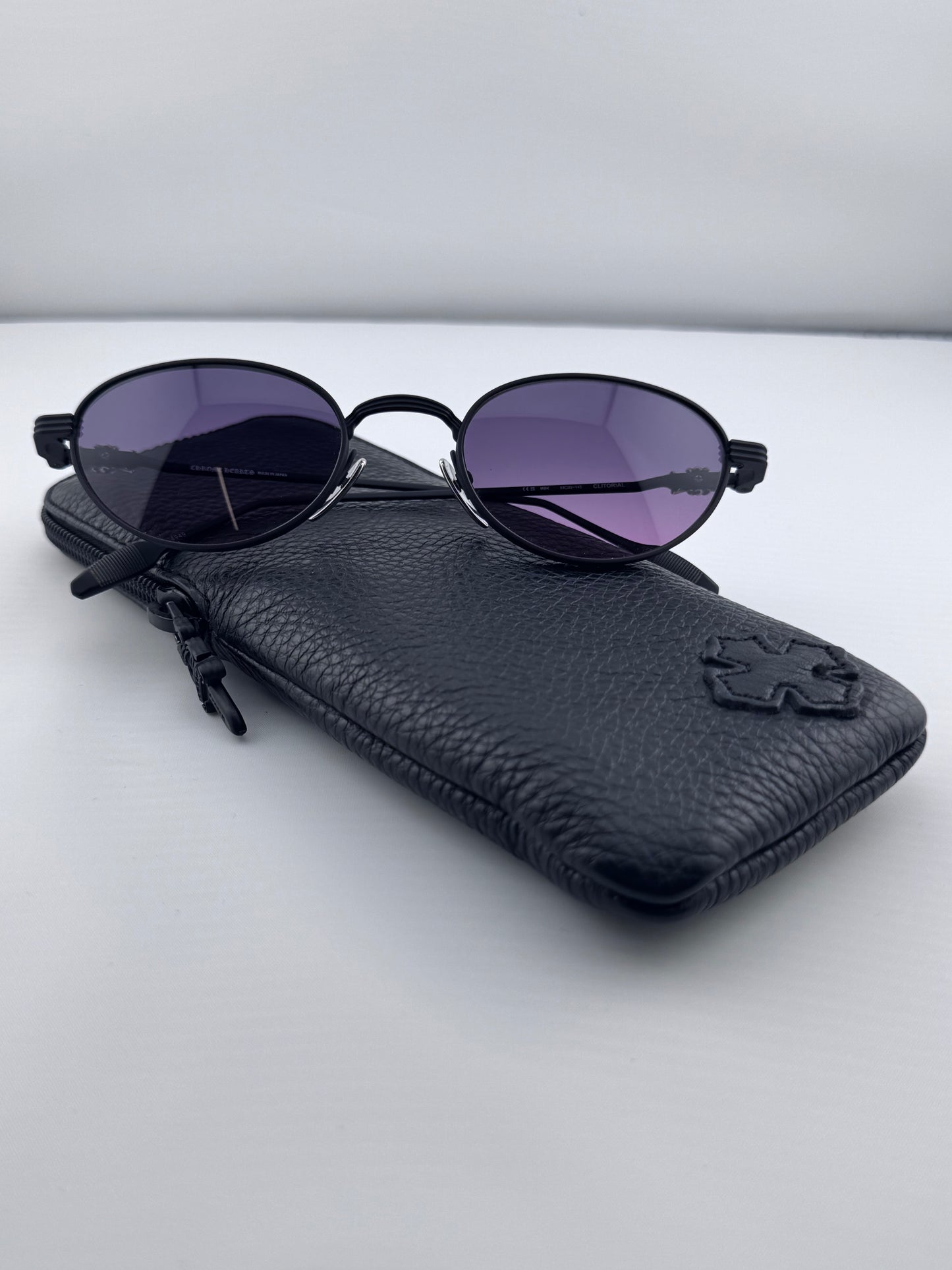 CHROME HEARTS CLITORIAL ROUND SUNGLASSES (WITH CASE)