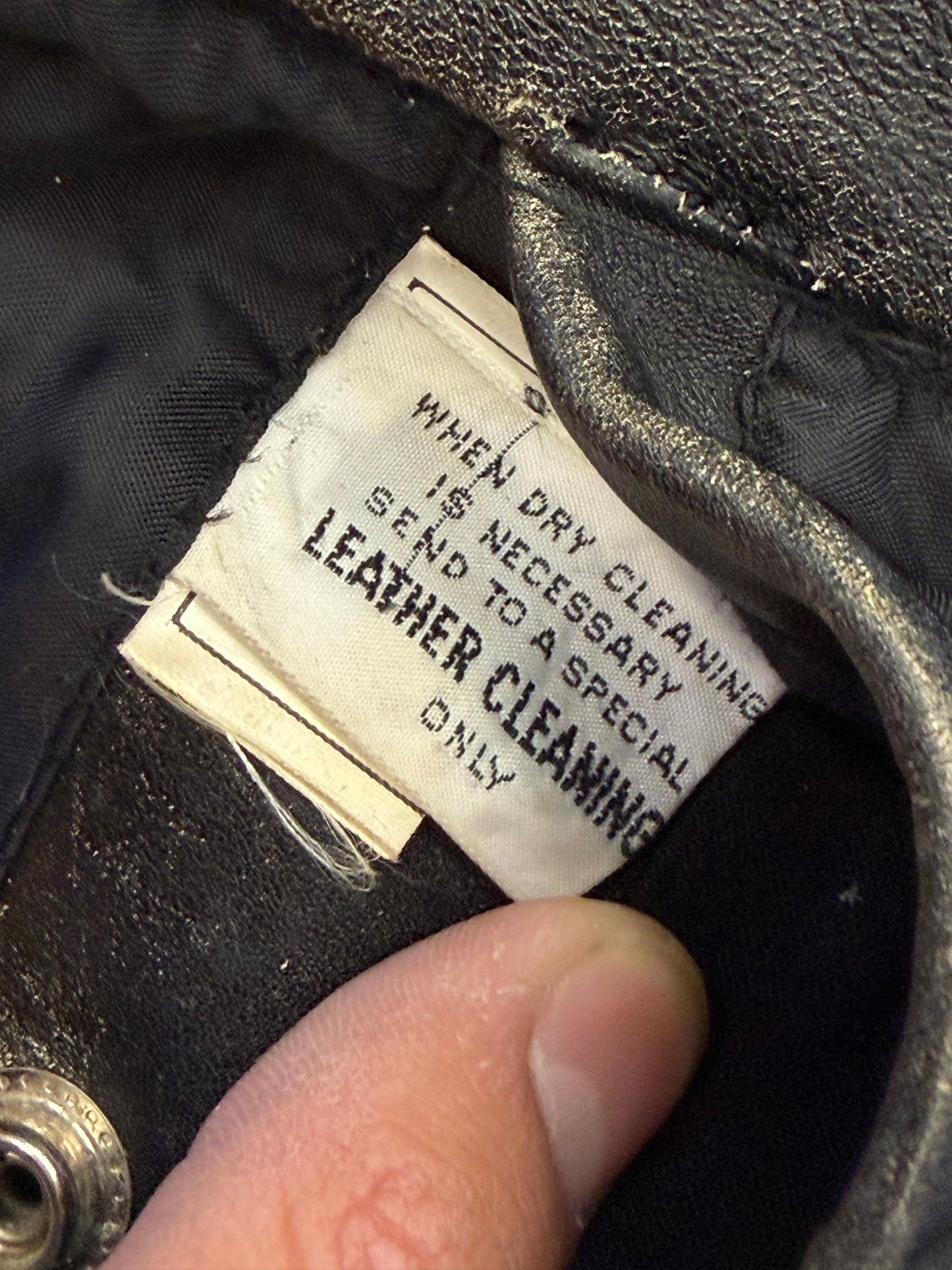 1993 HARLEY-DAVIDSON 90TH ANNIVERSARY "WORLD'S FINEST" ZIP UP LEATHER JACKET WITH PINS