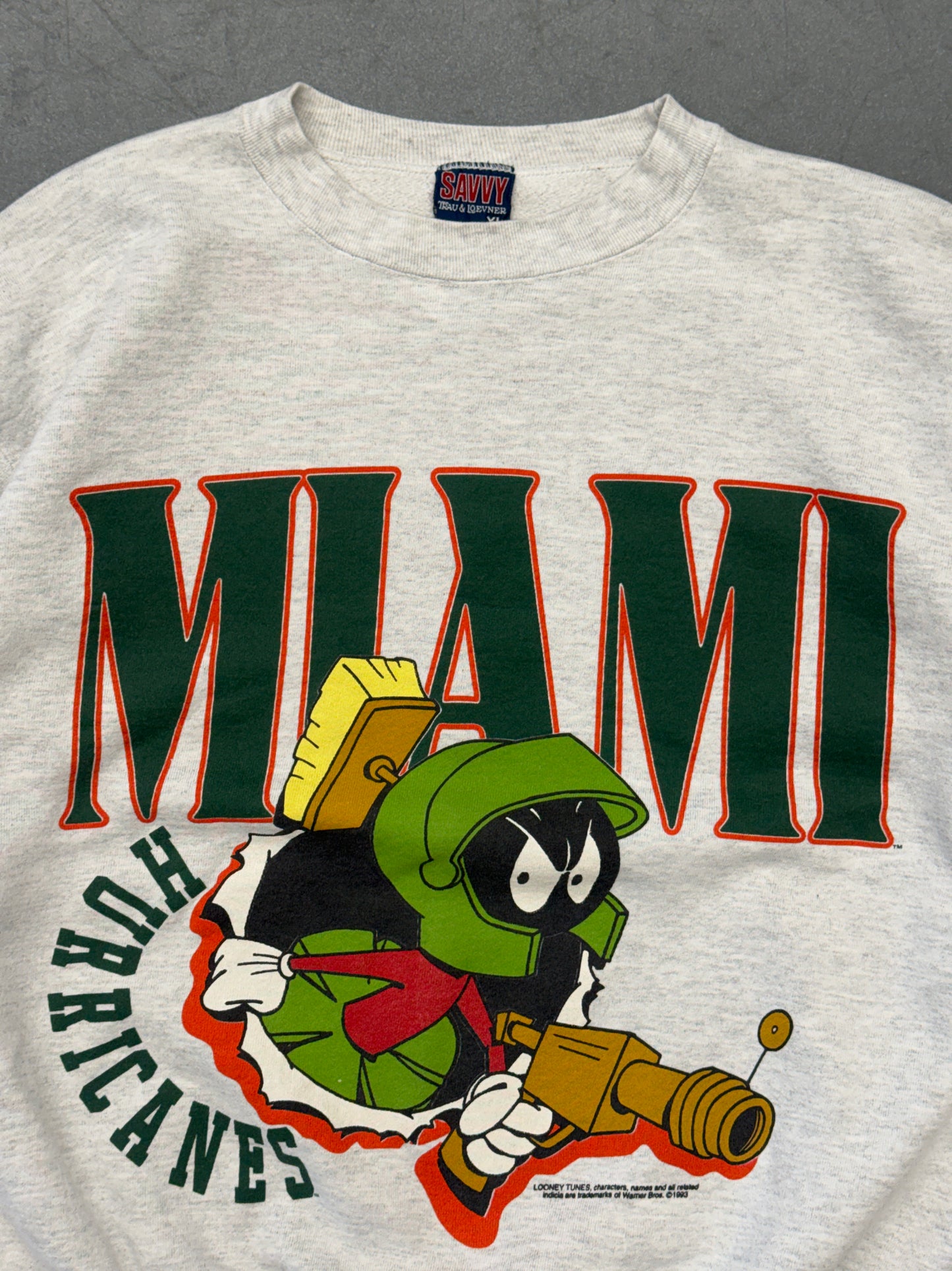 1993 MIAMI HURRICANES LOONEY TUNES MARVIN THE MARTIAN CREWNECK SWEATER (SAVVY TAG)