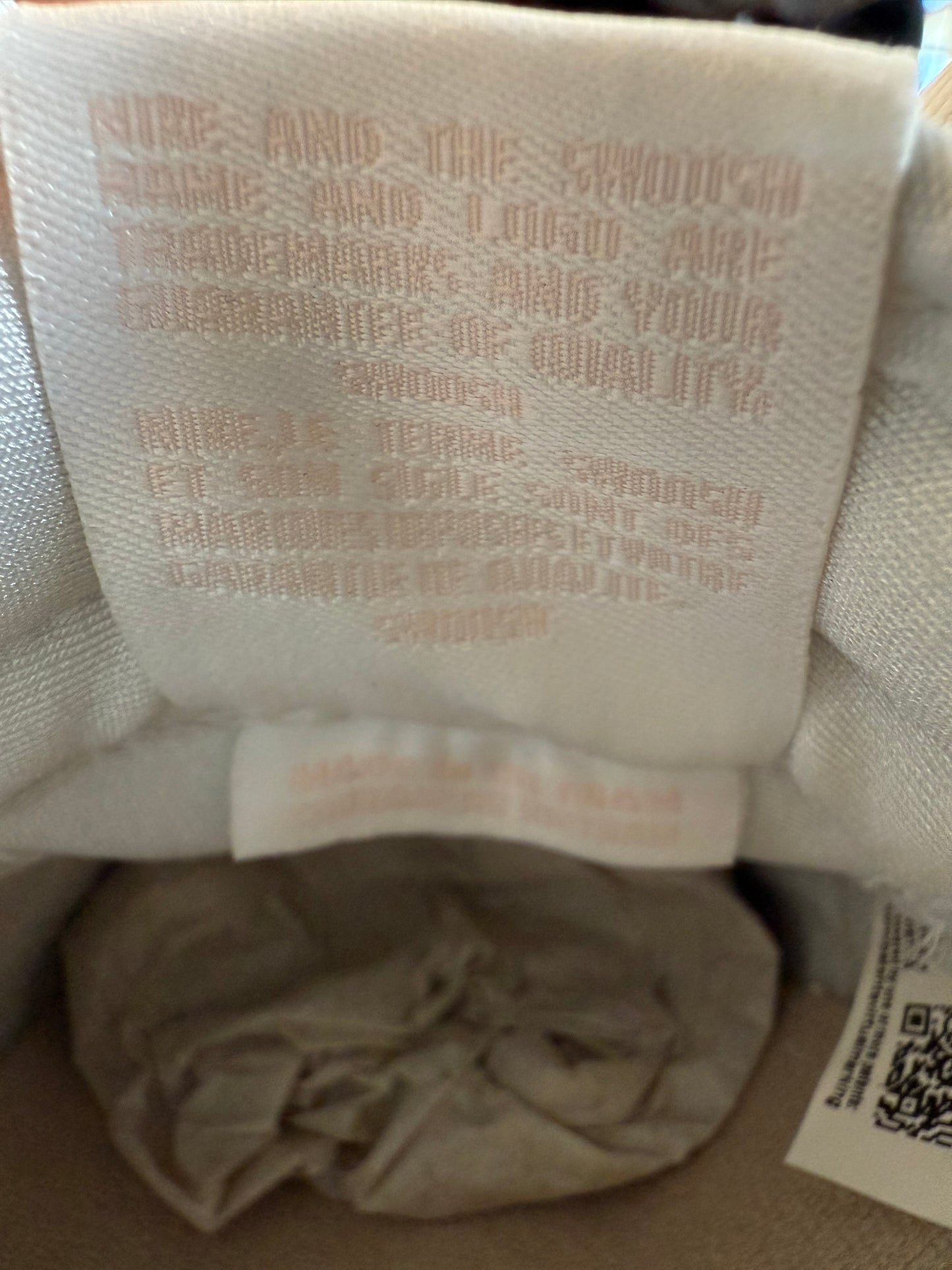 2024 SIZE 9.5 NIKE AIR FORCE 1 LOW LINEN (NEW WITH BOX)