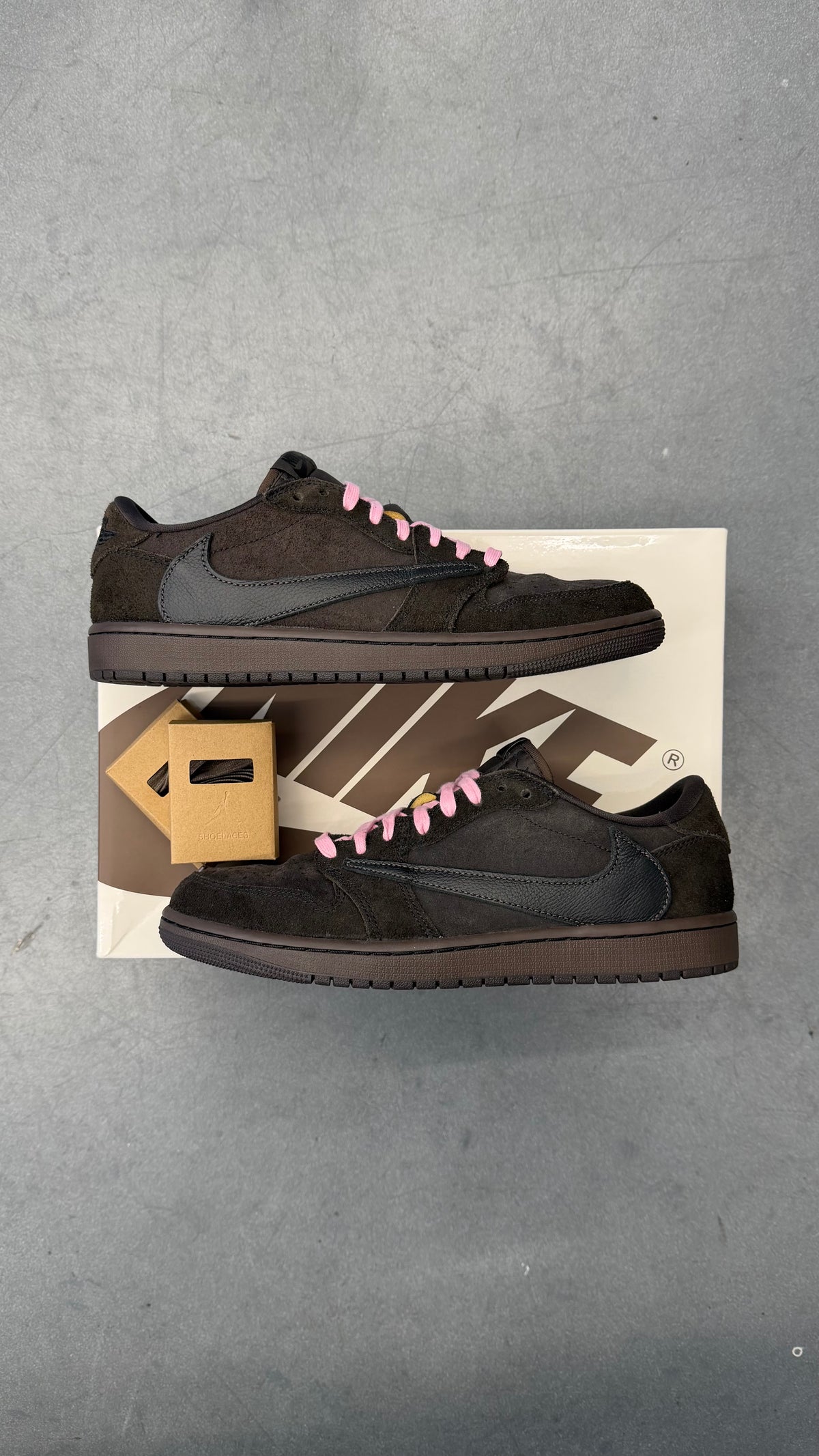 2024 AIR JORDAN 1 RETRO LOW OG SP TRAVIS SCOTT VELVET BROWN