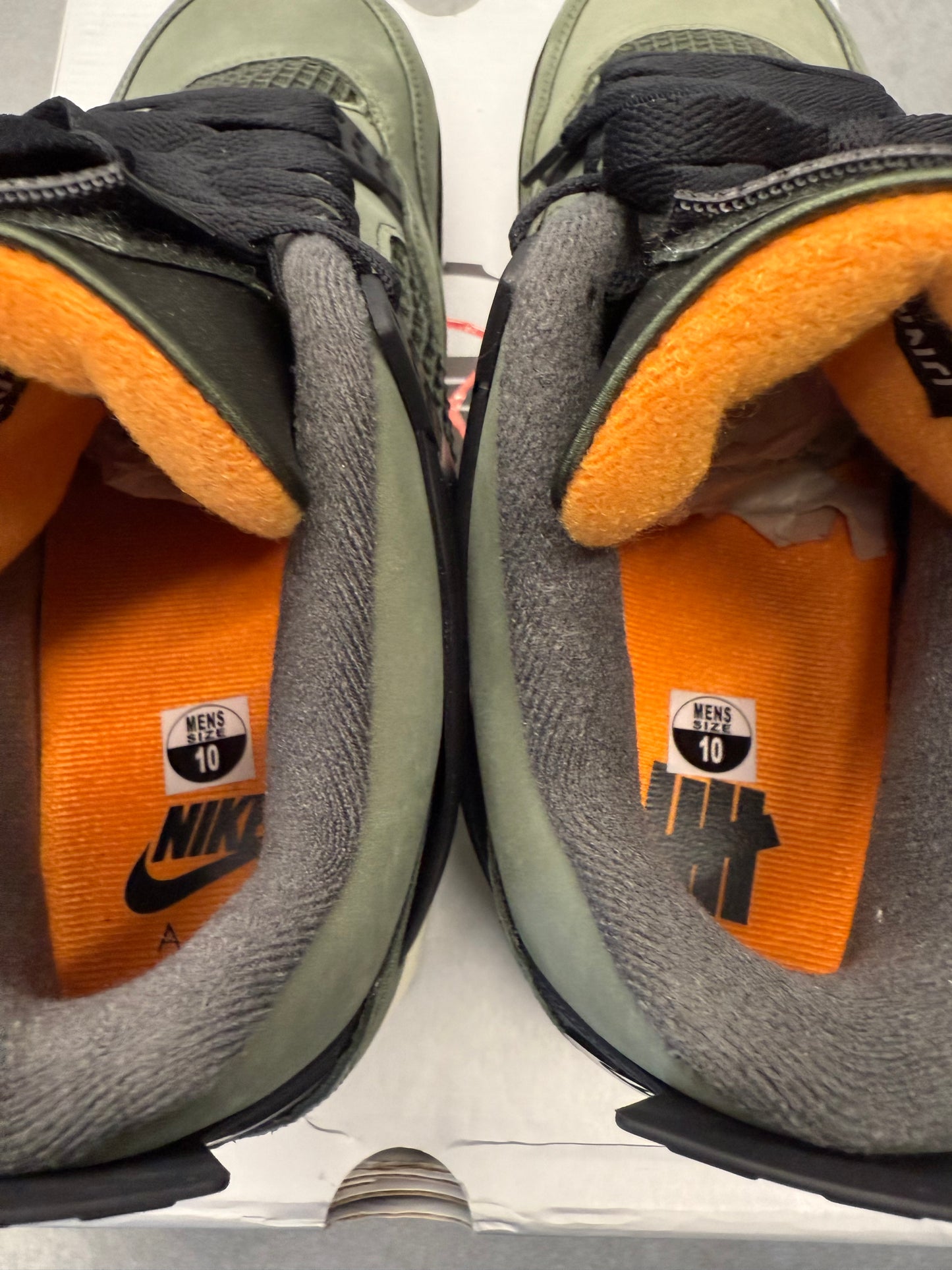 SIZE 10 JORDAN 4 RETRO OG SP UNDEFEATED (2025) (NEW WITH BOX)