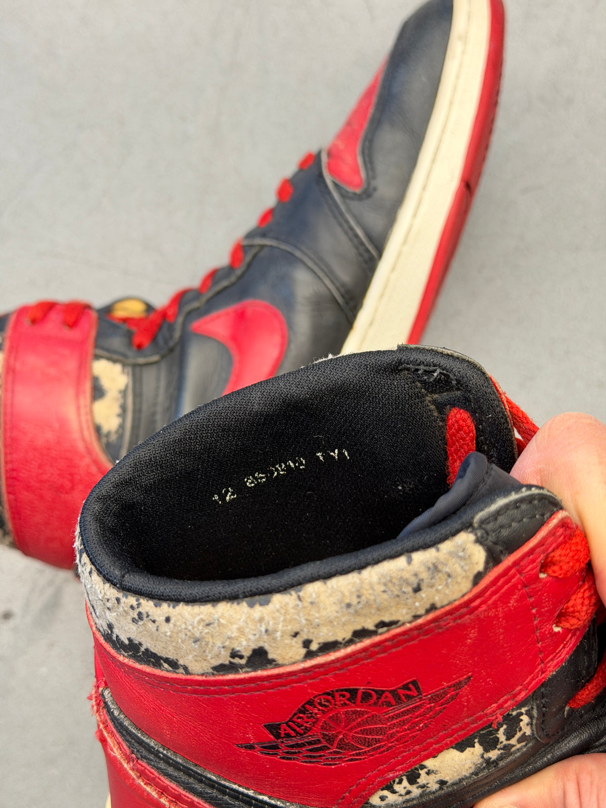 1985 AIR JORDAN 1 HIGH - BRED
