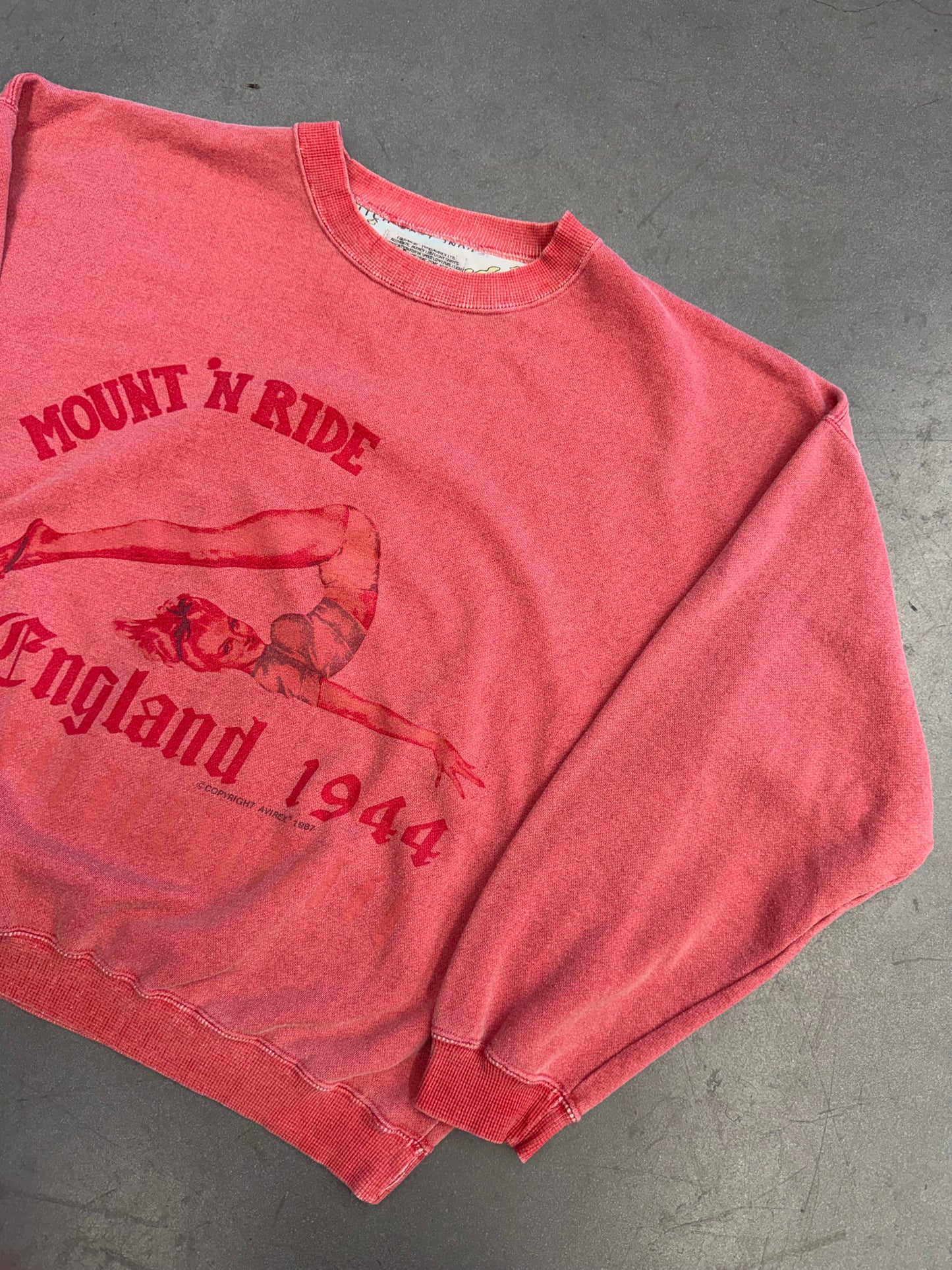 1987 "MOUNT 'N RIDE" ENGLAND 1944 CREWNECK (AVIREX LTD. TAG)
