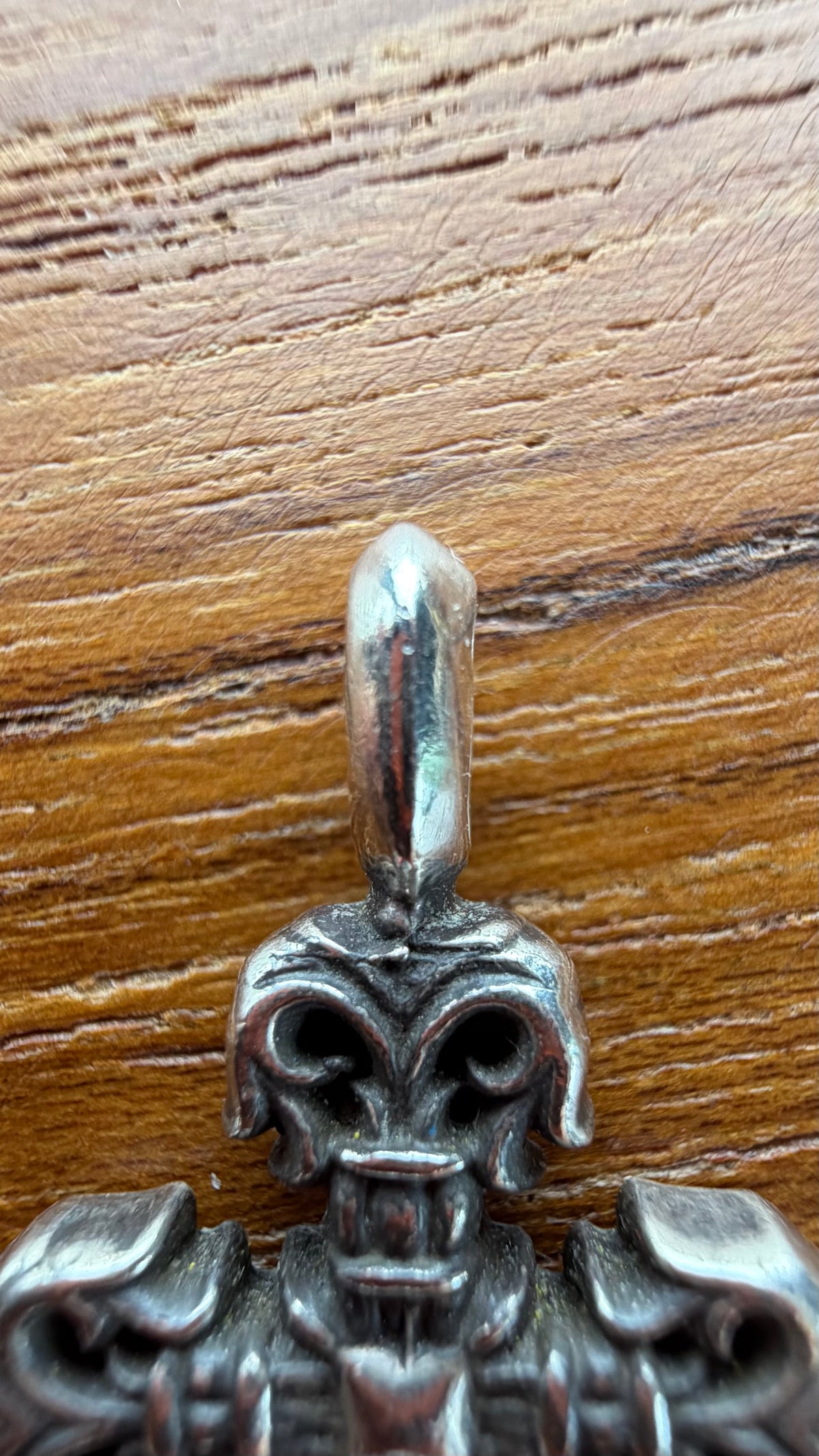 CHROME HEARTS TINY FILIGREE CROSS SILVER PENDANT